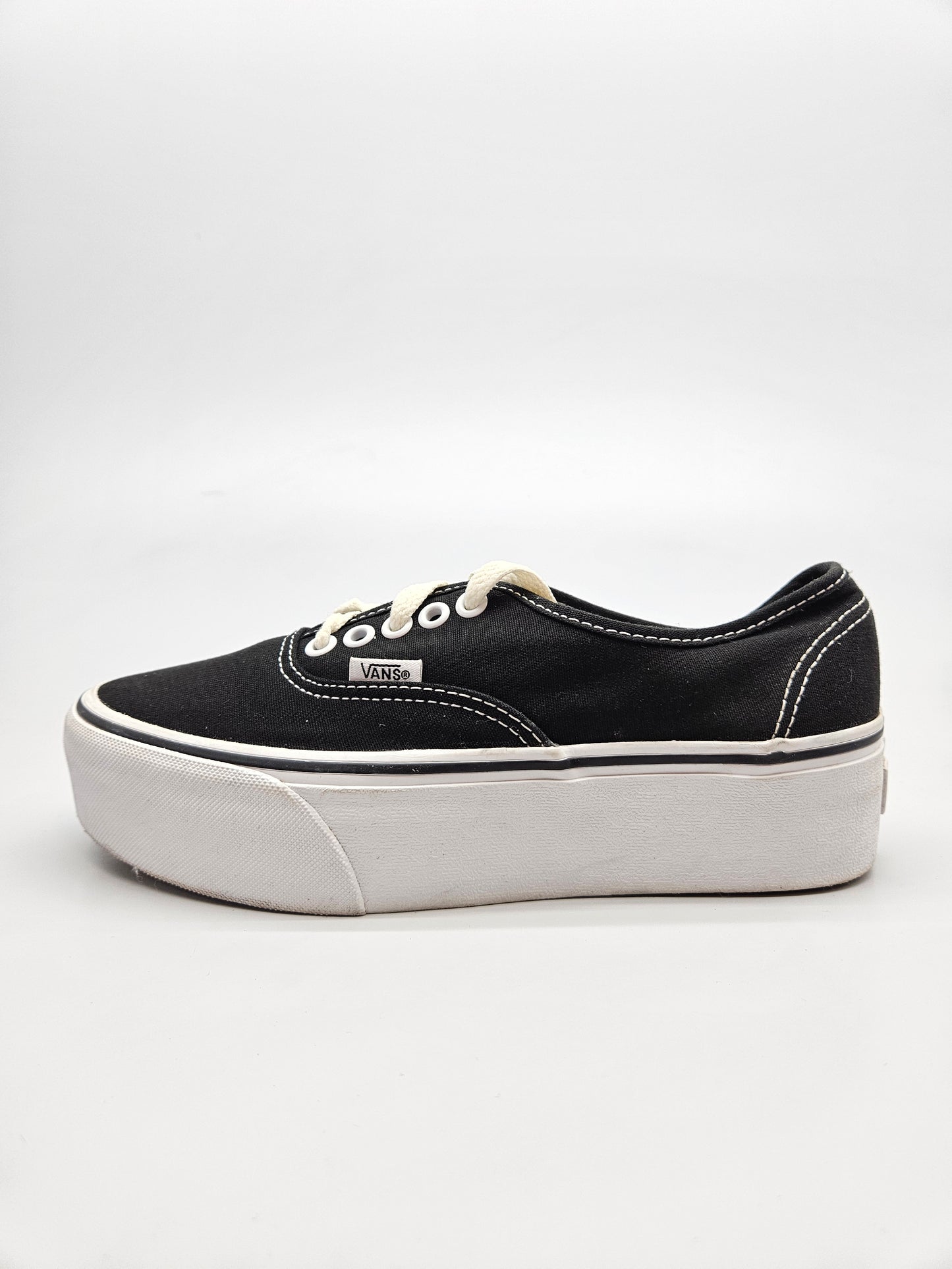 VANS ORIGINAL PATIKI BR 38.5
