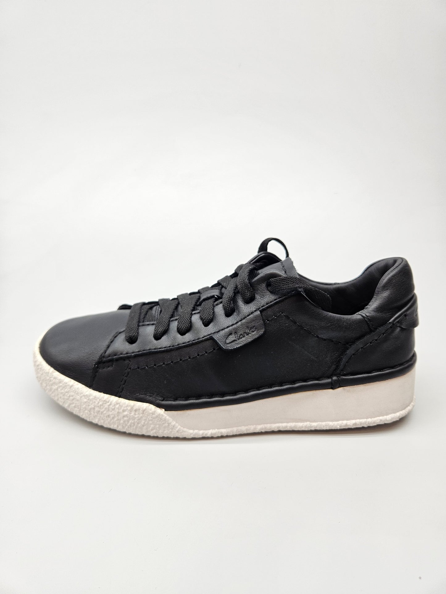 CLARKS ORIGINAL NOVI PATIKI BR 35