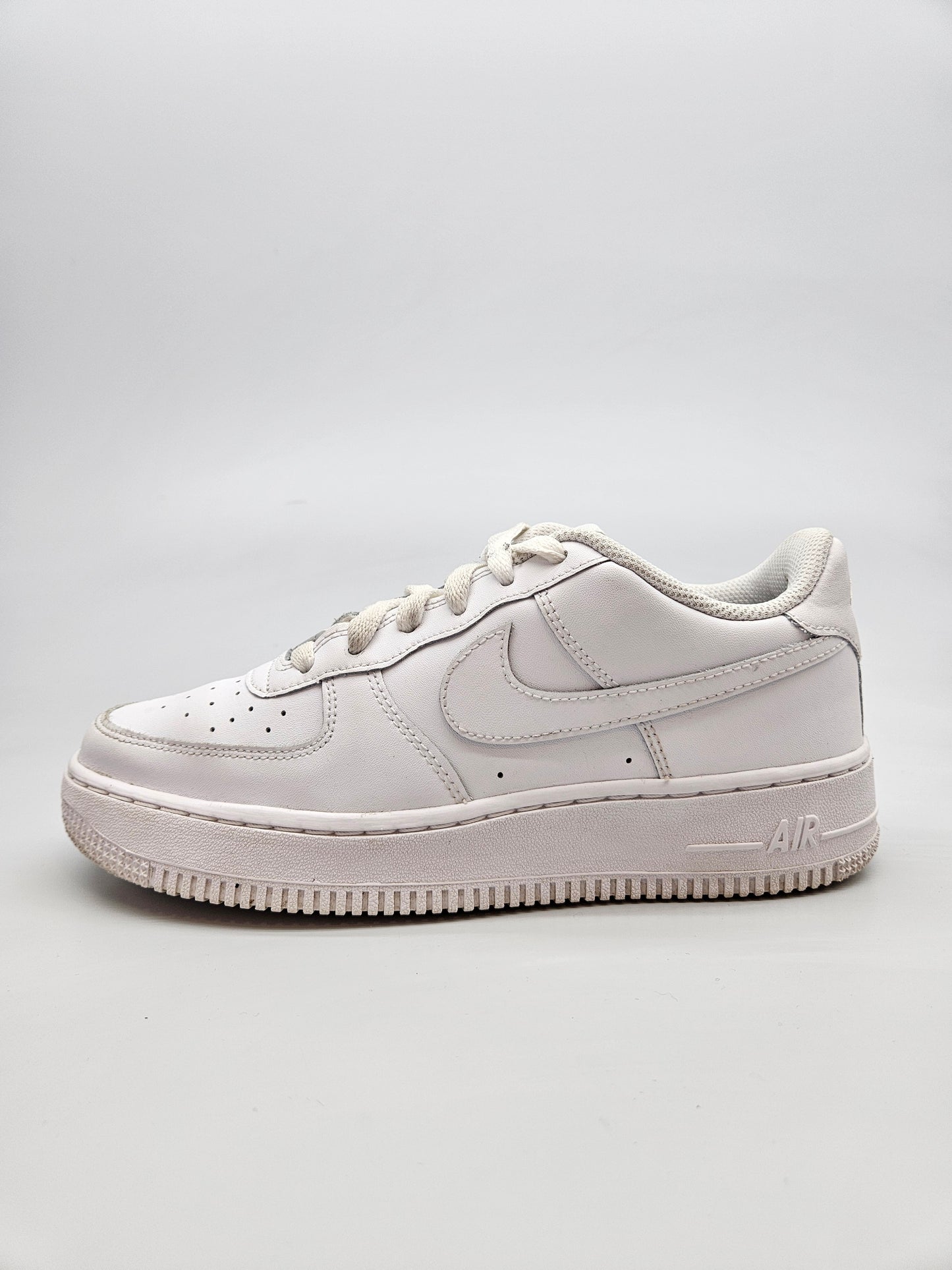 NIKE AF1 ORIGINAL PATIKI BR 38.5