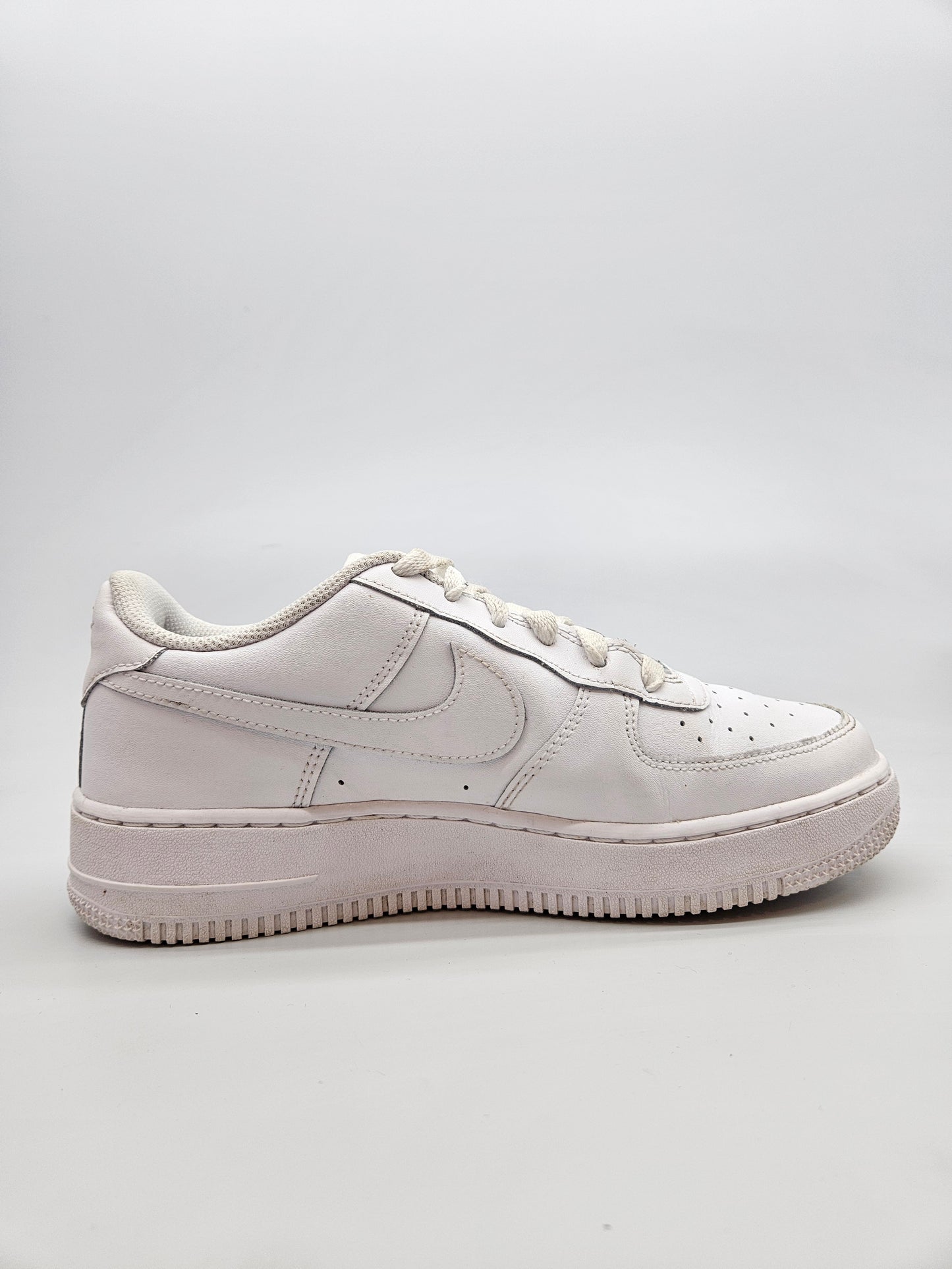 NIKE AF1 ORIGINAL PATIKI BR 38.5