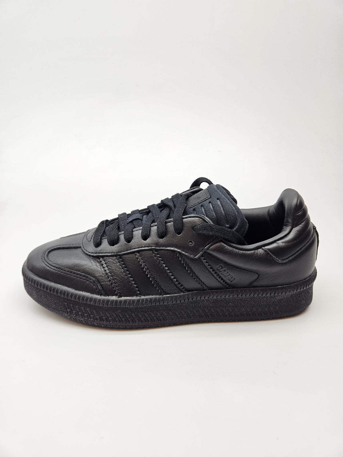 ADIDAS ORIGINAL PATIKI BR 40