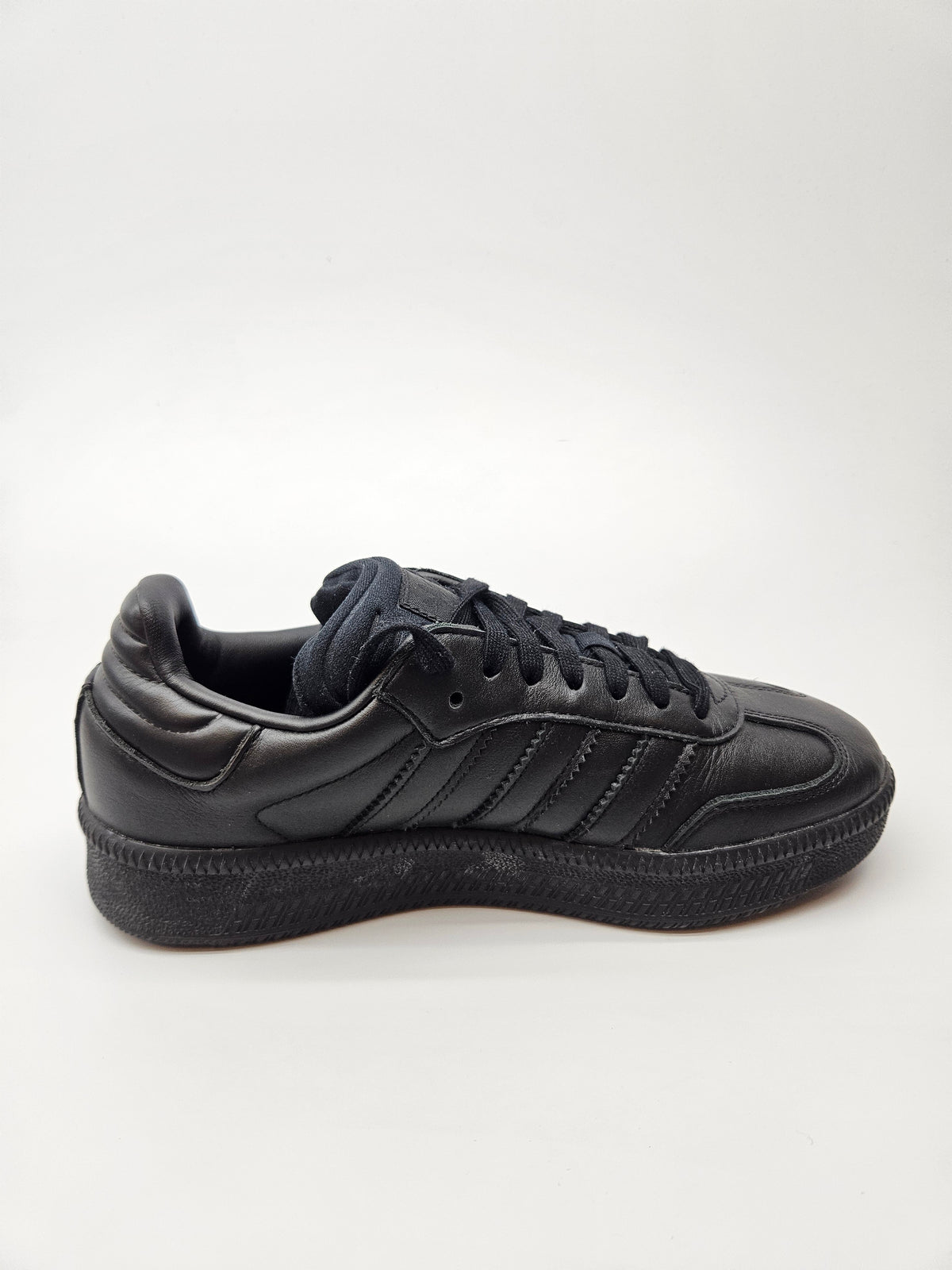 ADIDAS ORIGINAL PATIKI BR 40