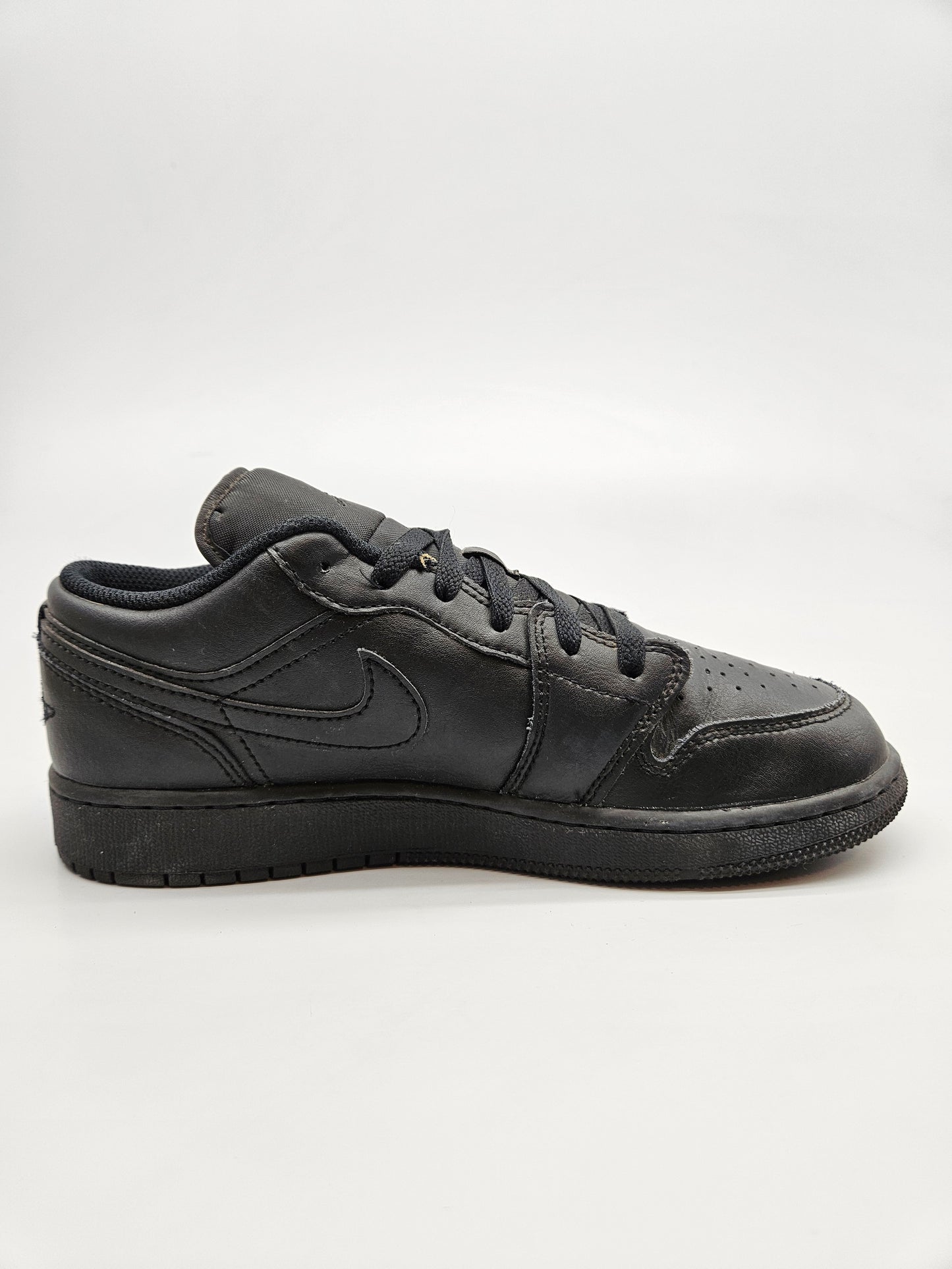 NIKE JORDAN ORIGINAL PATIKI BR 38.5