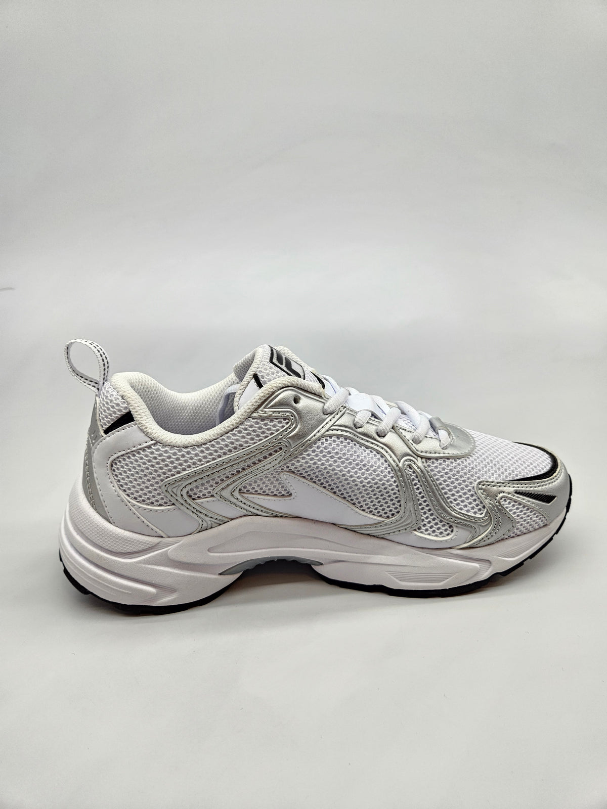 FILA NOVI ORIGINAL PATIKI BR 40