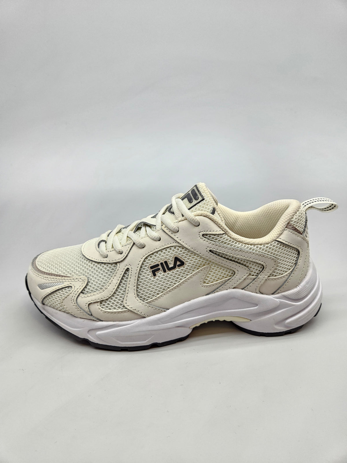 FILA NOVI ORIGINAL PATIKI BR 40
