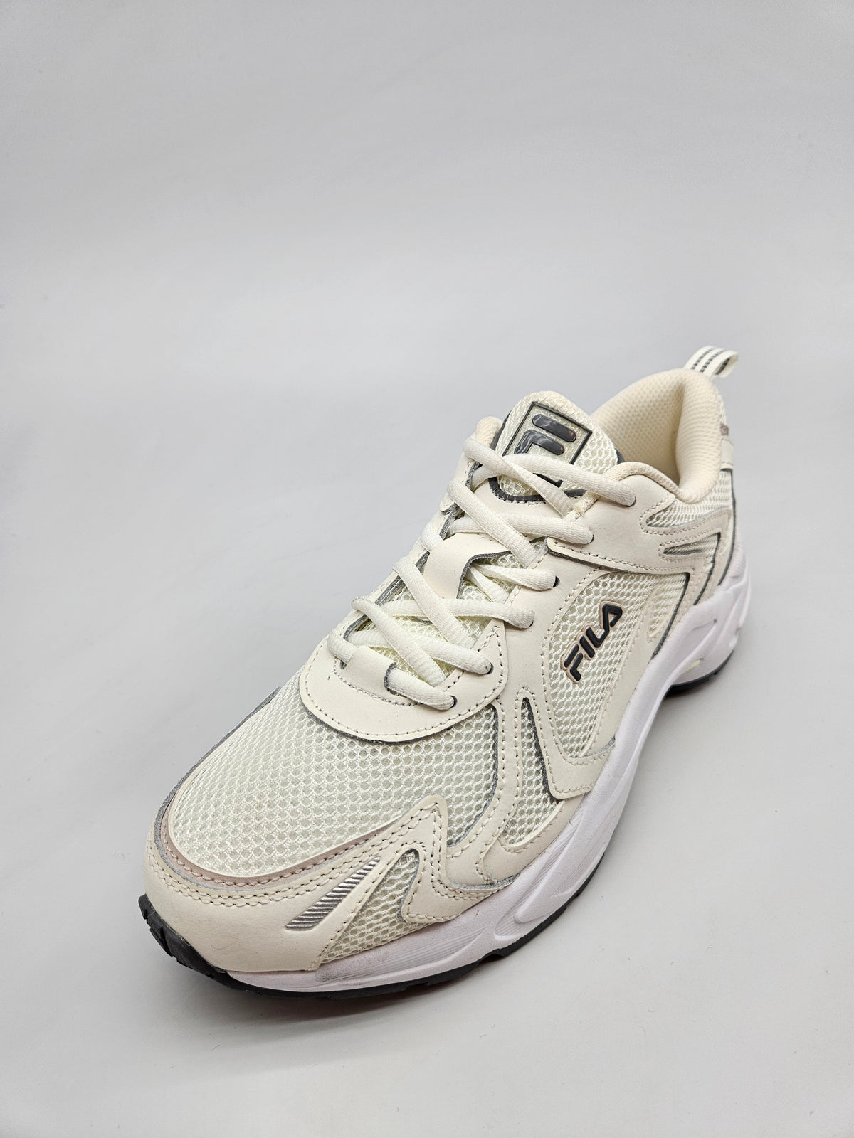 FILA NOVI ORIGINAL PATIKI BR 40