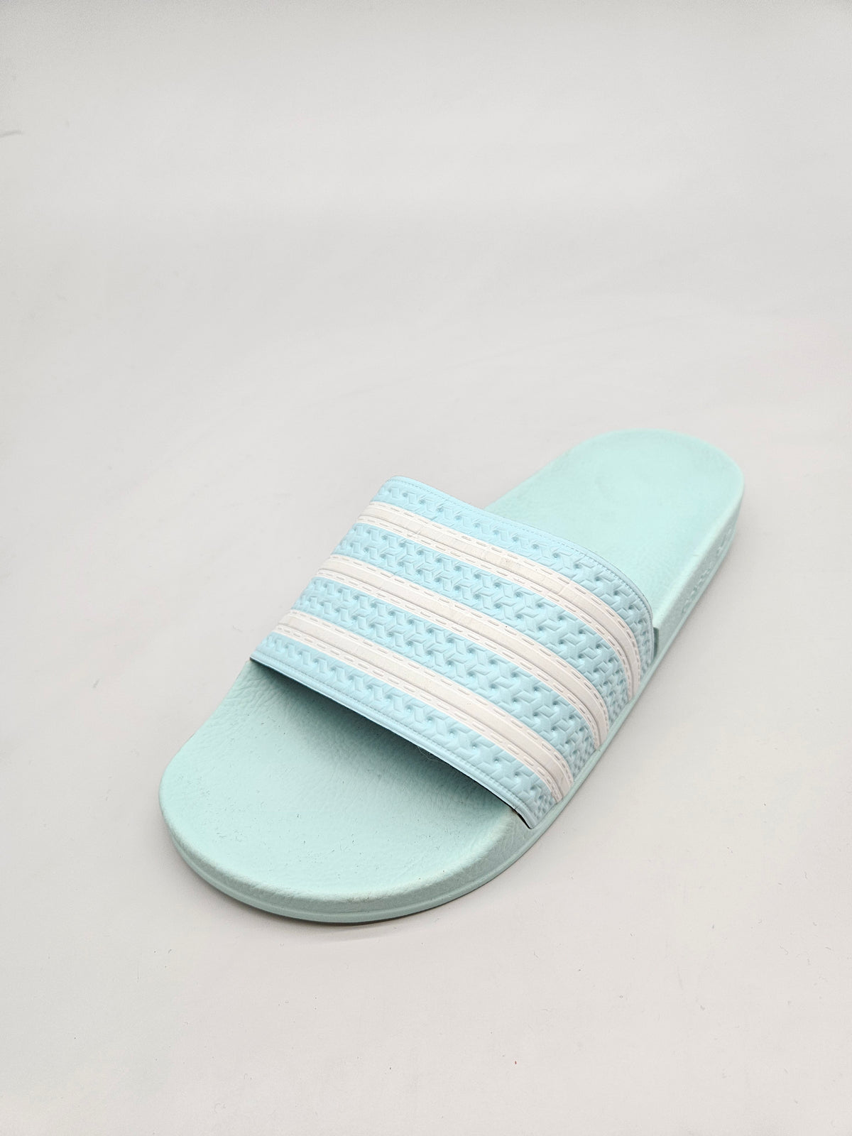 ADIDAS NOVI ORIGINAL VLECKI BR 40.5