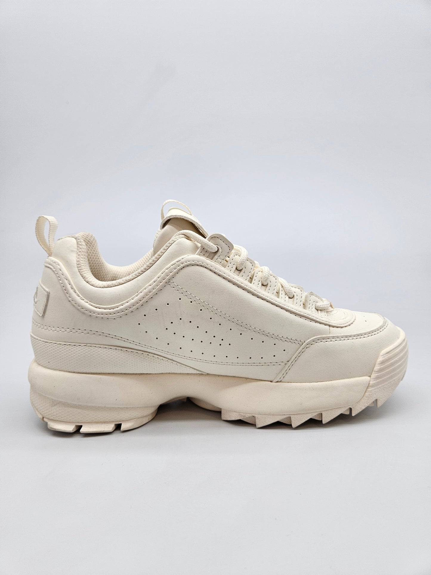 FILA NOVI ORIGINAL PATIKI BR 38