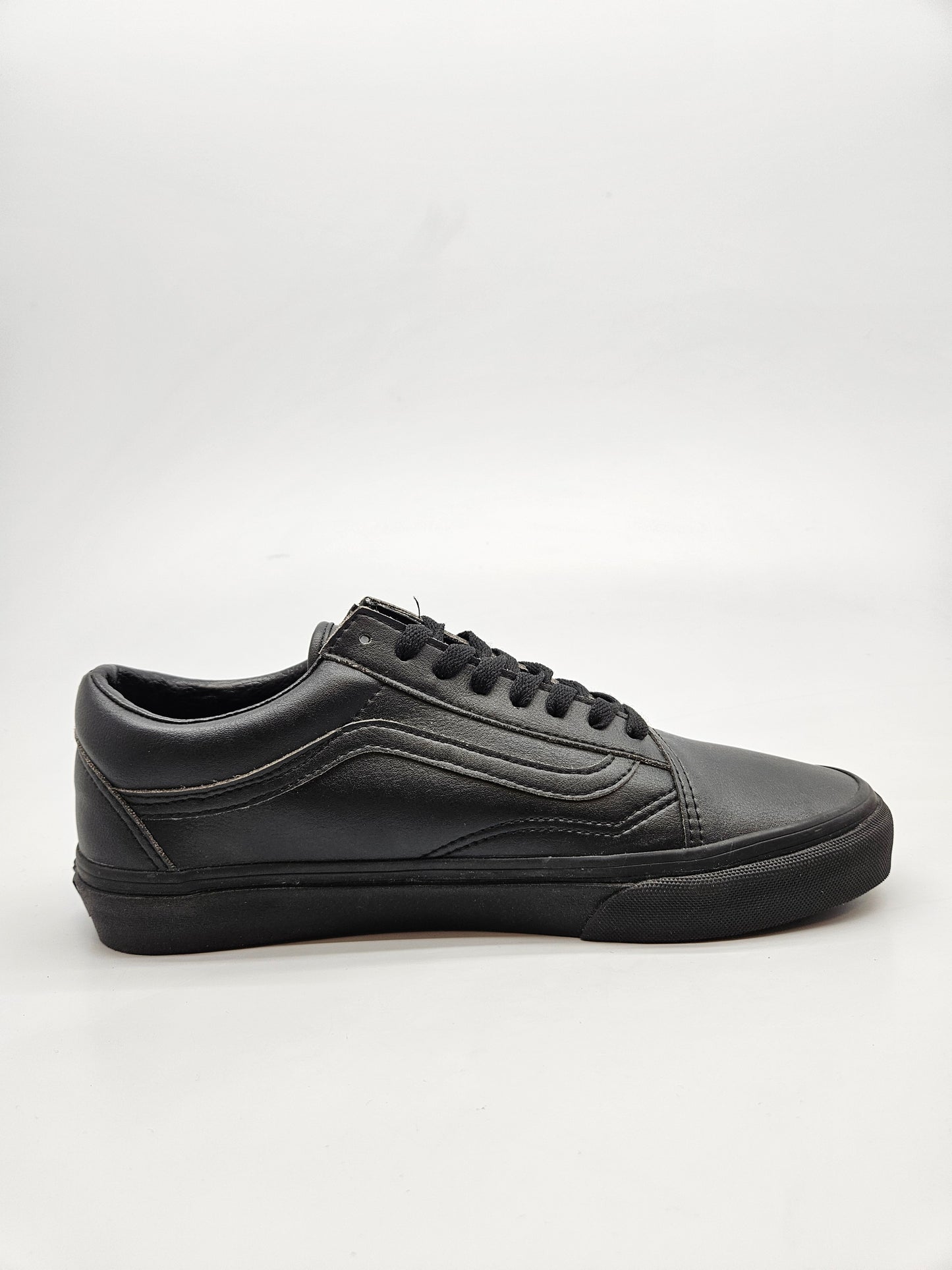 VANS NOVI ORIGINAL PATIKI BR 44