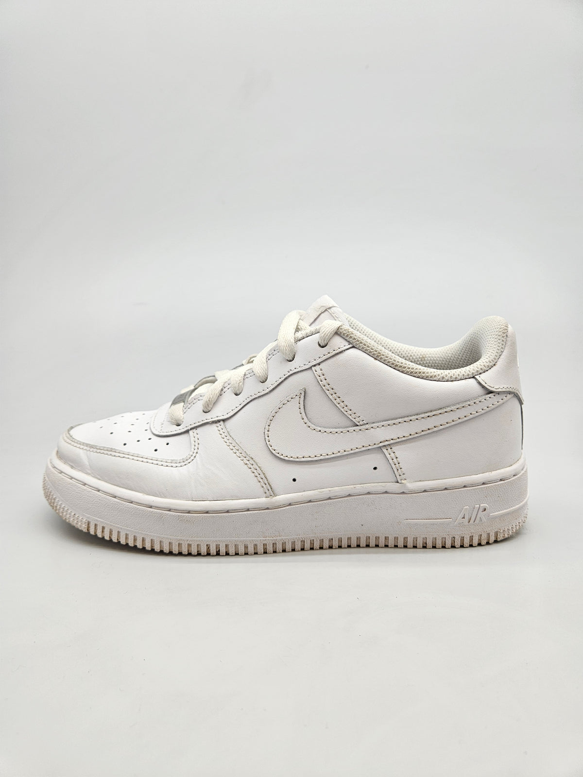 NIKE AF1 ORIGINAL PATIKI BR 38.5