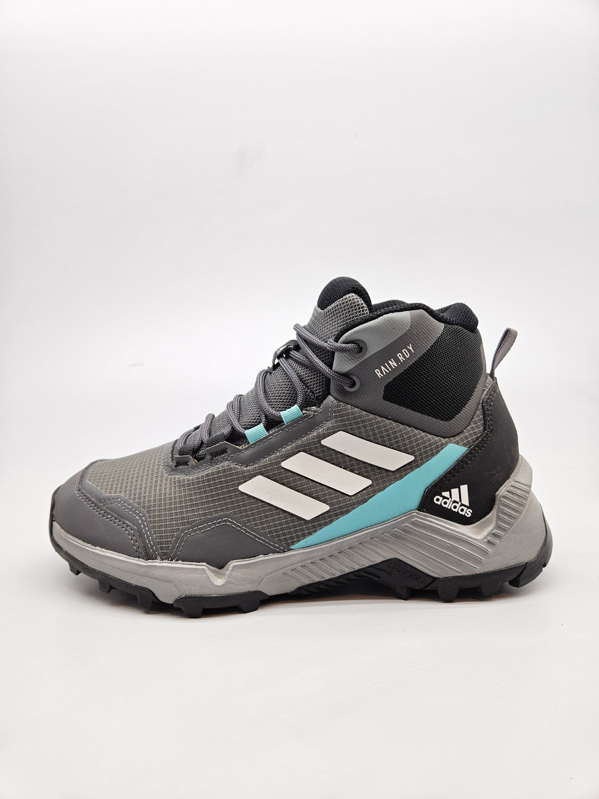 ADIDAS ORIGINAL VODOTPORNI PATIKI BR 39