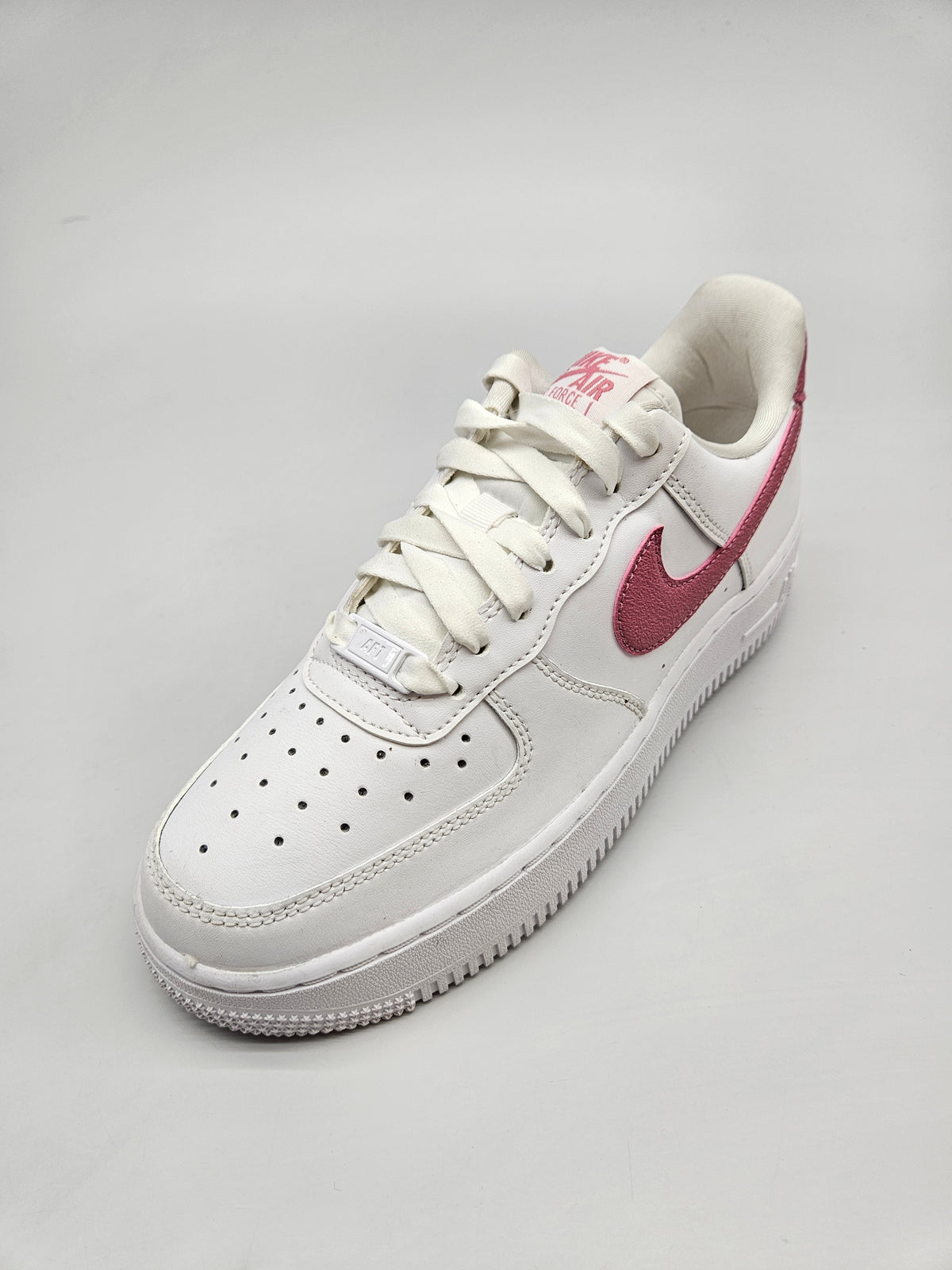 NIKE AF1 NOVI ORIGINAL PATIKI BR 38.5