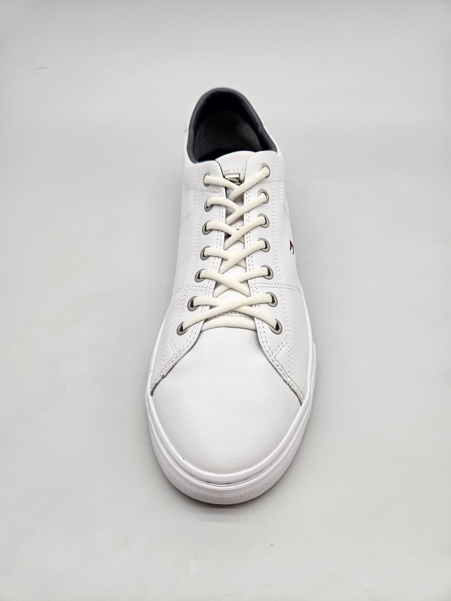 TOMMY HILFIGER ORIGINAL KOZNI PATIKI BR 46