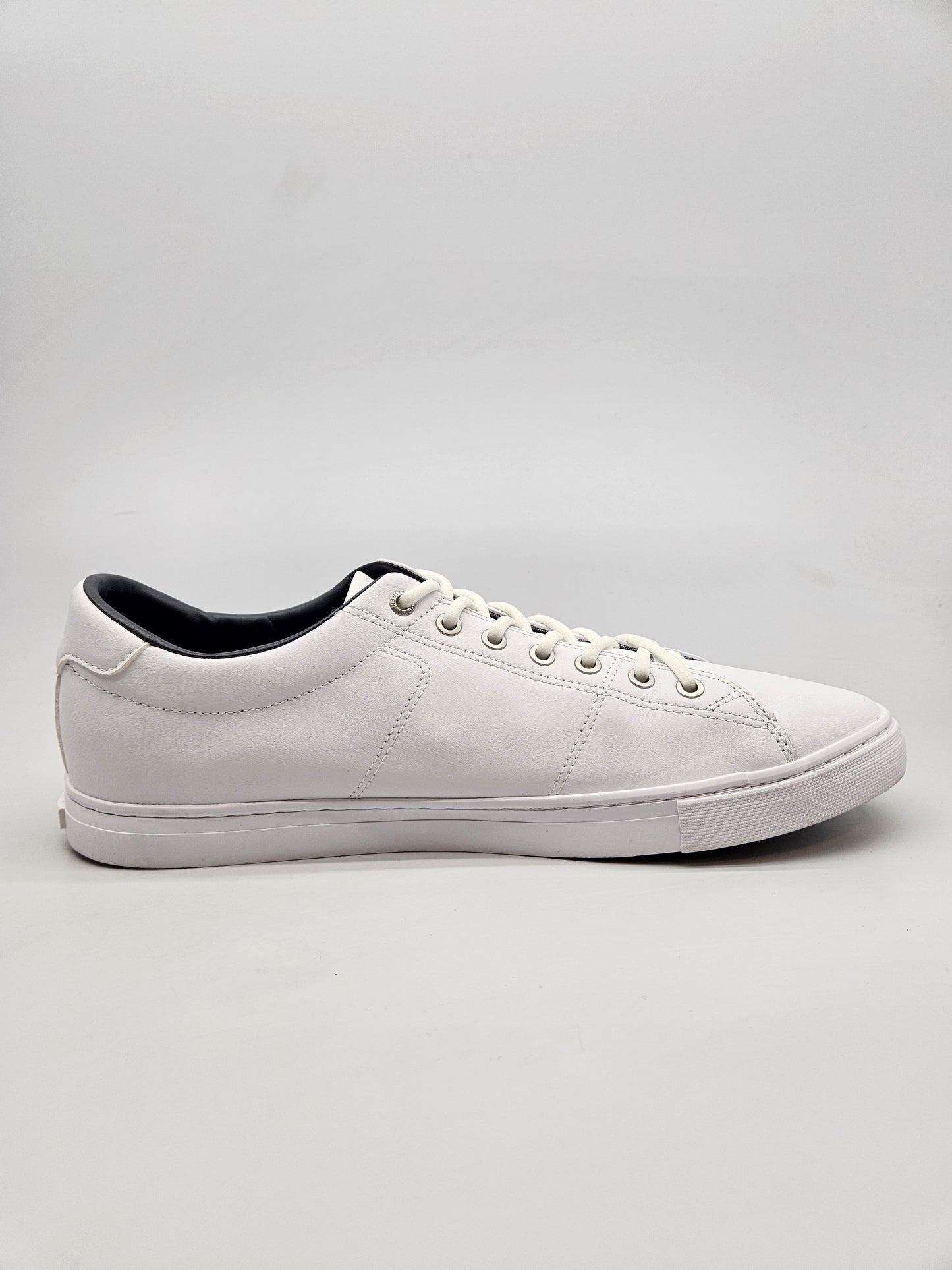 TOMMY HILFIGER ORIGINAL KOZNI PATIKI BR 46