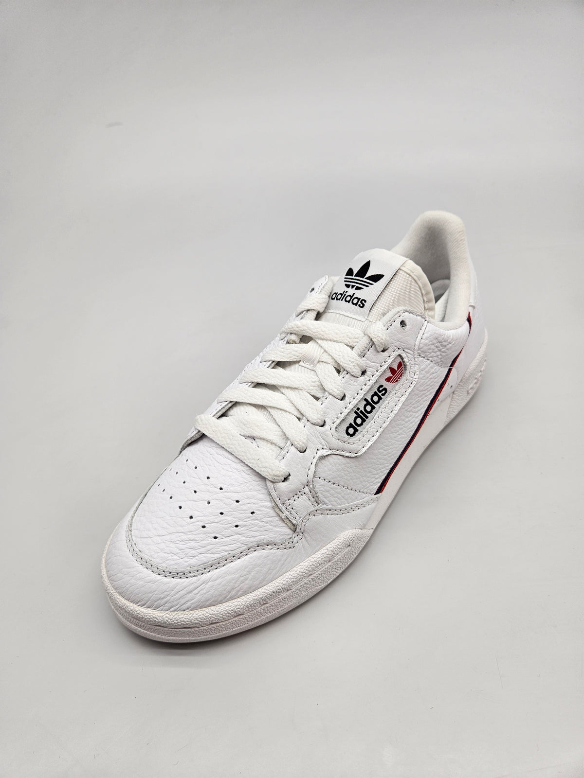 ADIDAS ORIGINAL KOZNI PATIKI BR 38.5