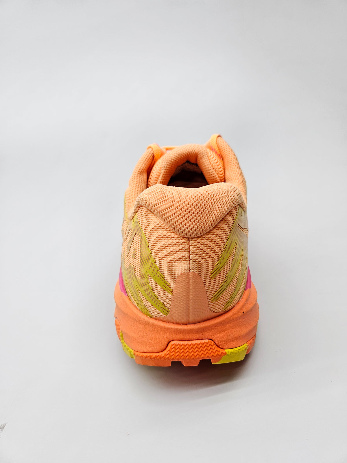 HOKA NOVI ORIGINAL PATIKI BR 38.5
