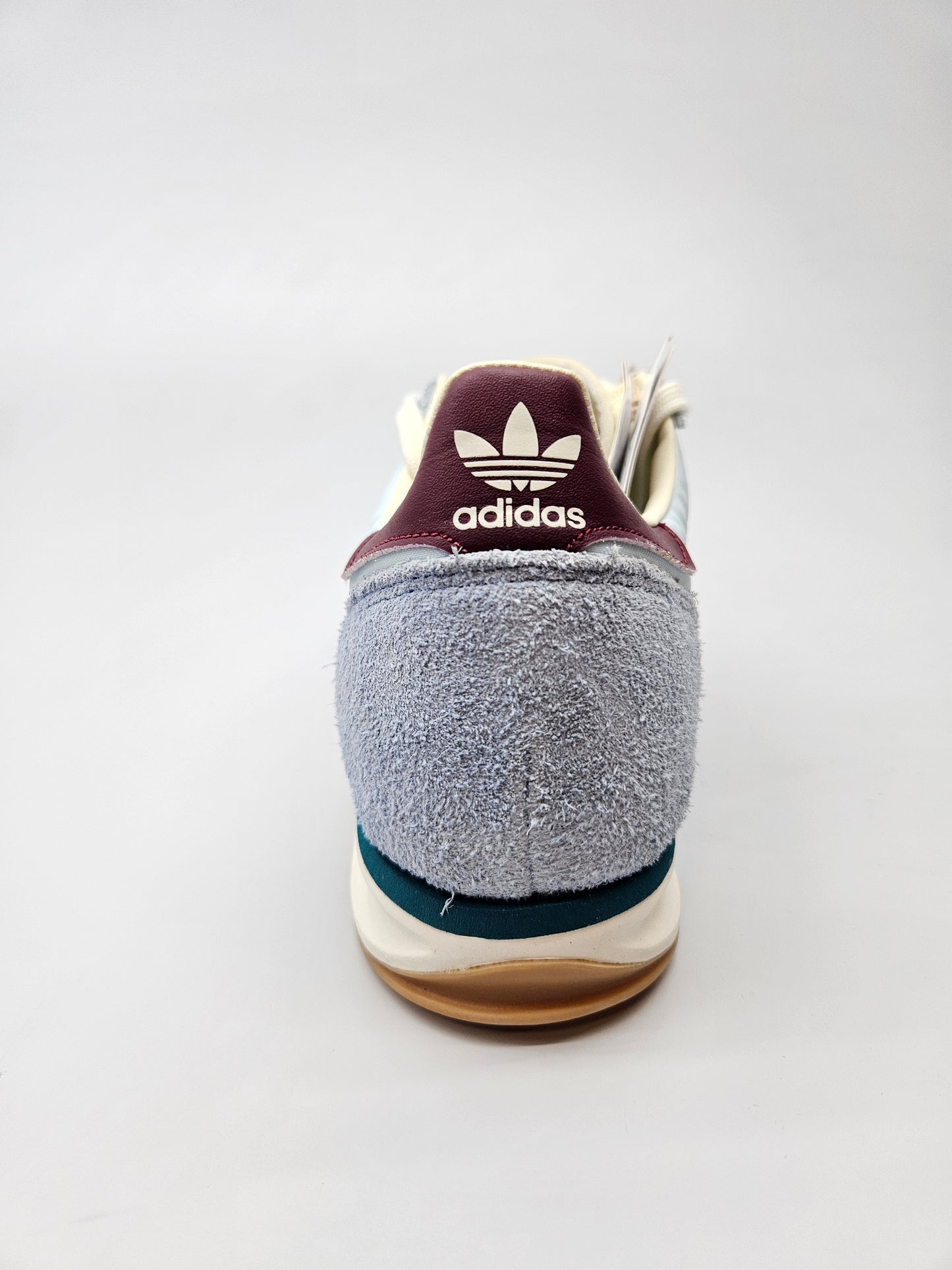 ADIDAS NOVI ORIGINAL PATIKI BR 43
