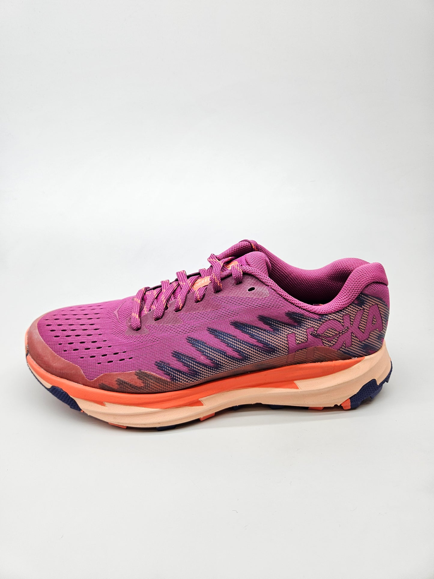 HOKA NOVI ORIGINAL PATIKI BR 38.5