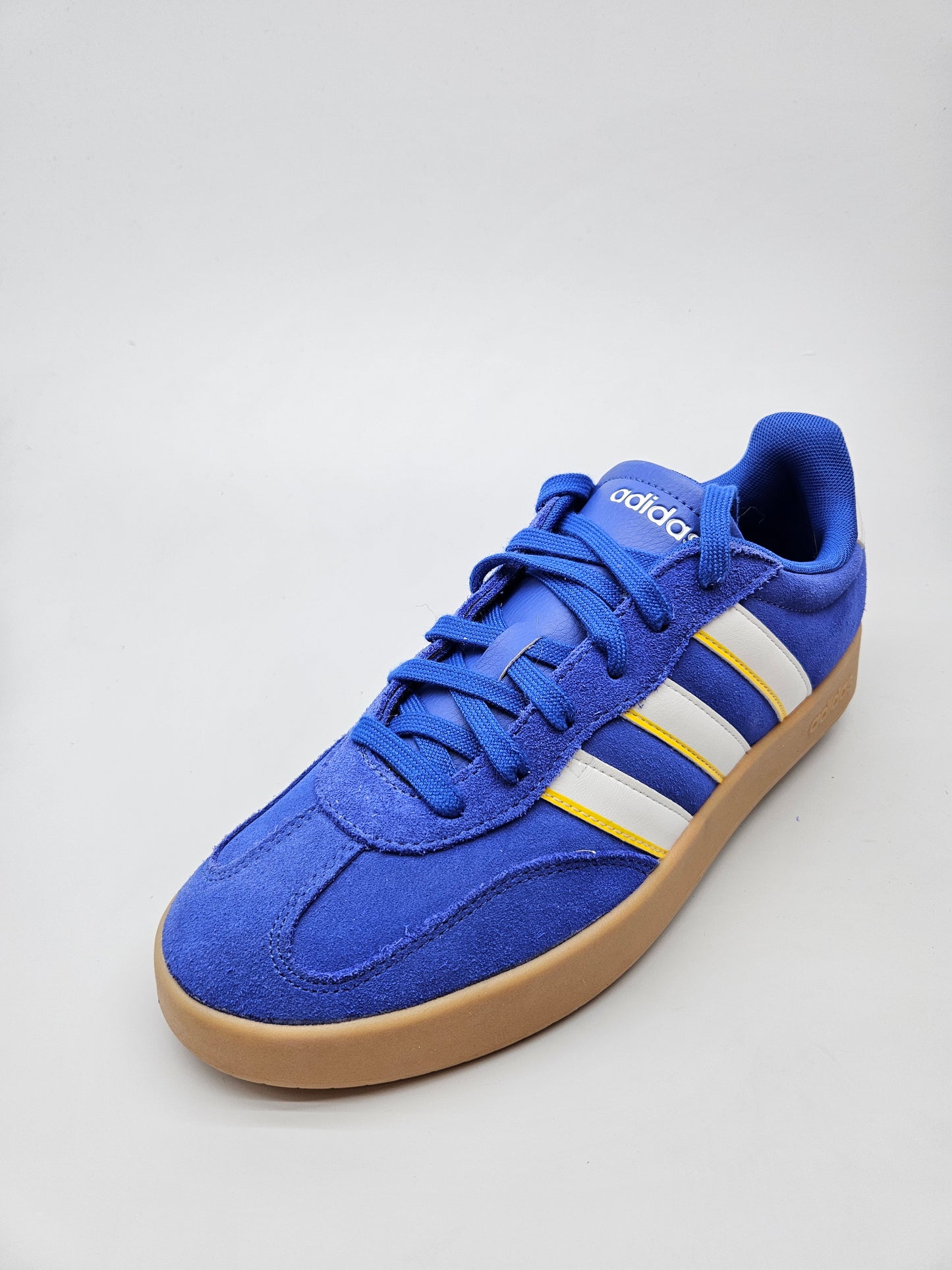 ADIDAS NOVI ORIGINAL PATIKI BR 44