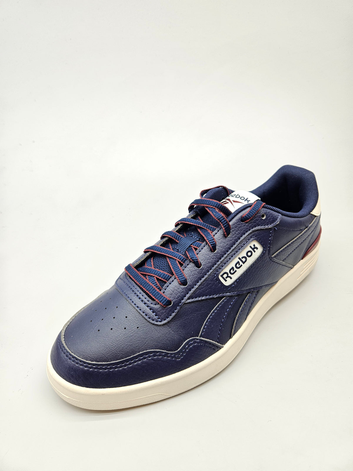 REEBOK NOVI ORIGINAL PATIKI BR 42