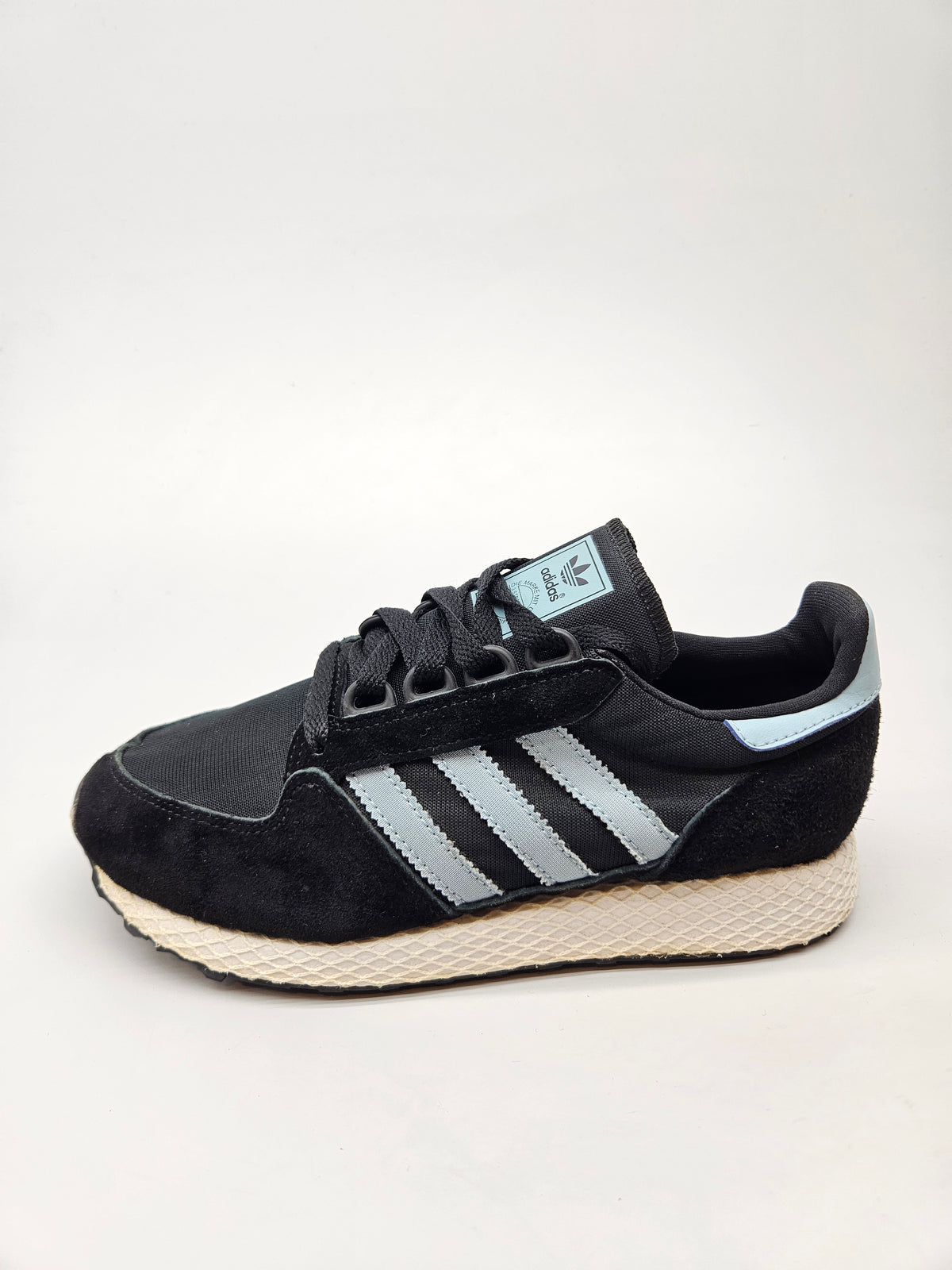 ADIDAS NOVI ORIGINAL PATIKI BR 36.5