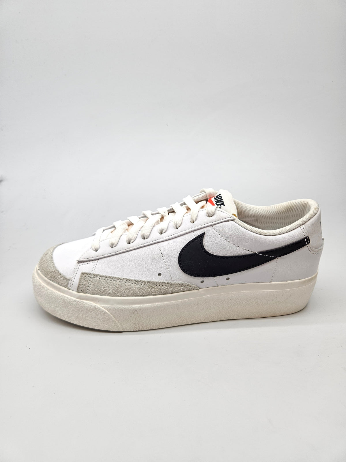NIKE NOVI ORIGINAL PATIKI BR 41