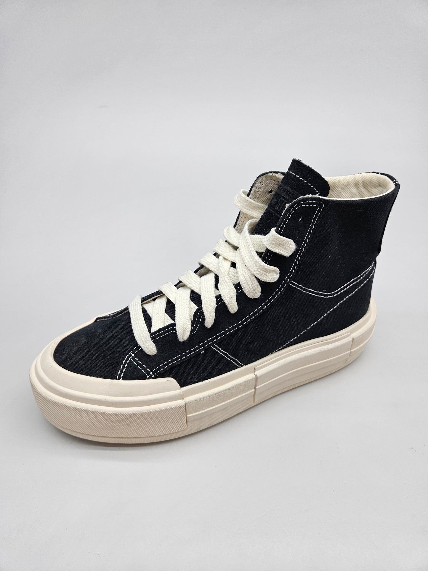 CONVERSE NOVI ORIGINAL PATIKI BR 40