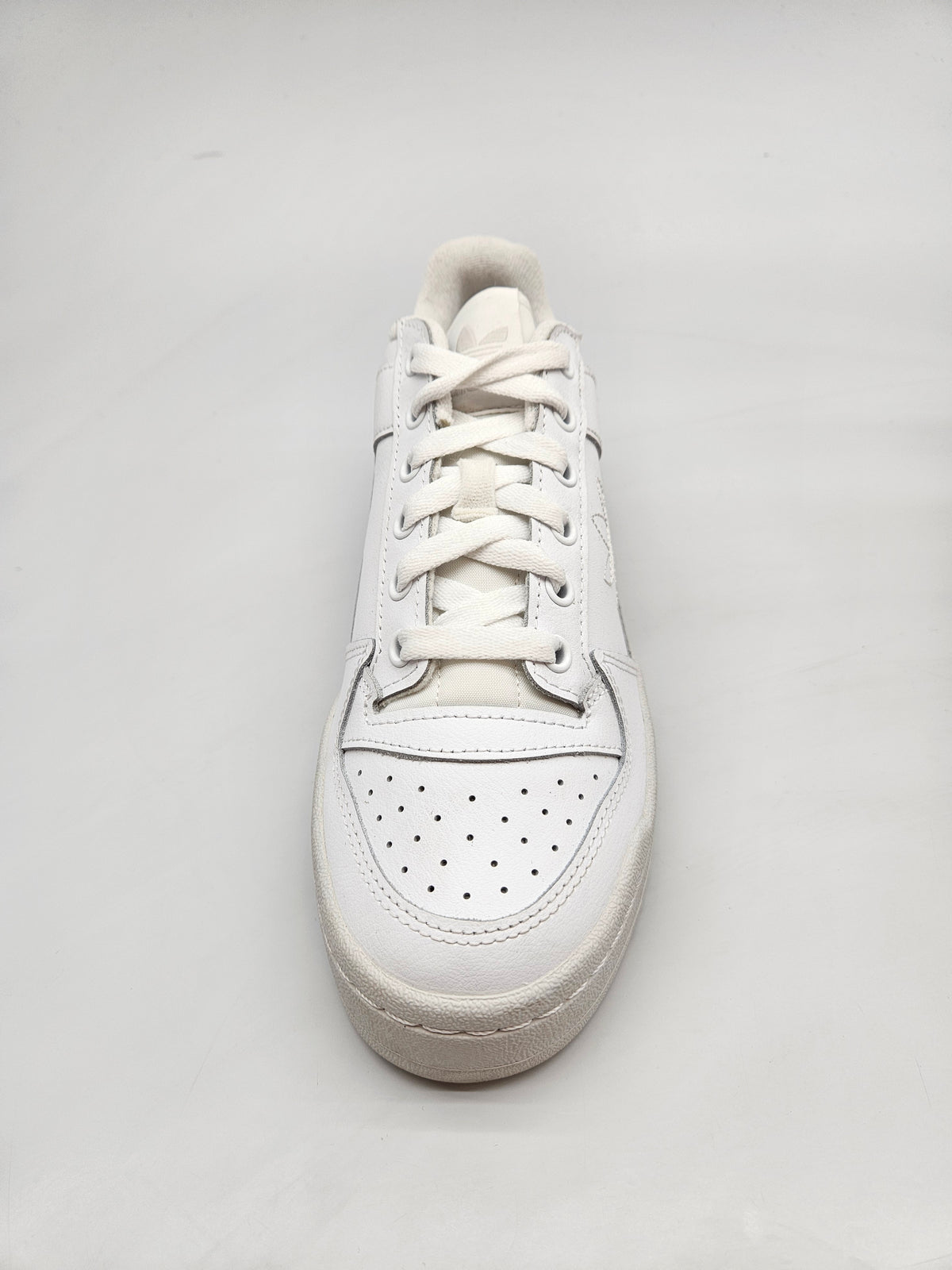 ADIDAS NOVI ORIGINAL PATIKI BR 39