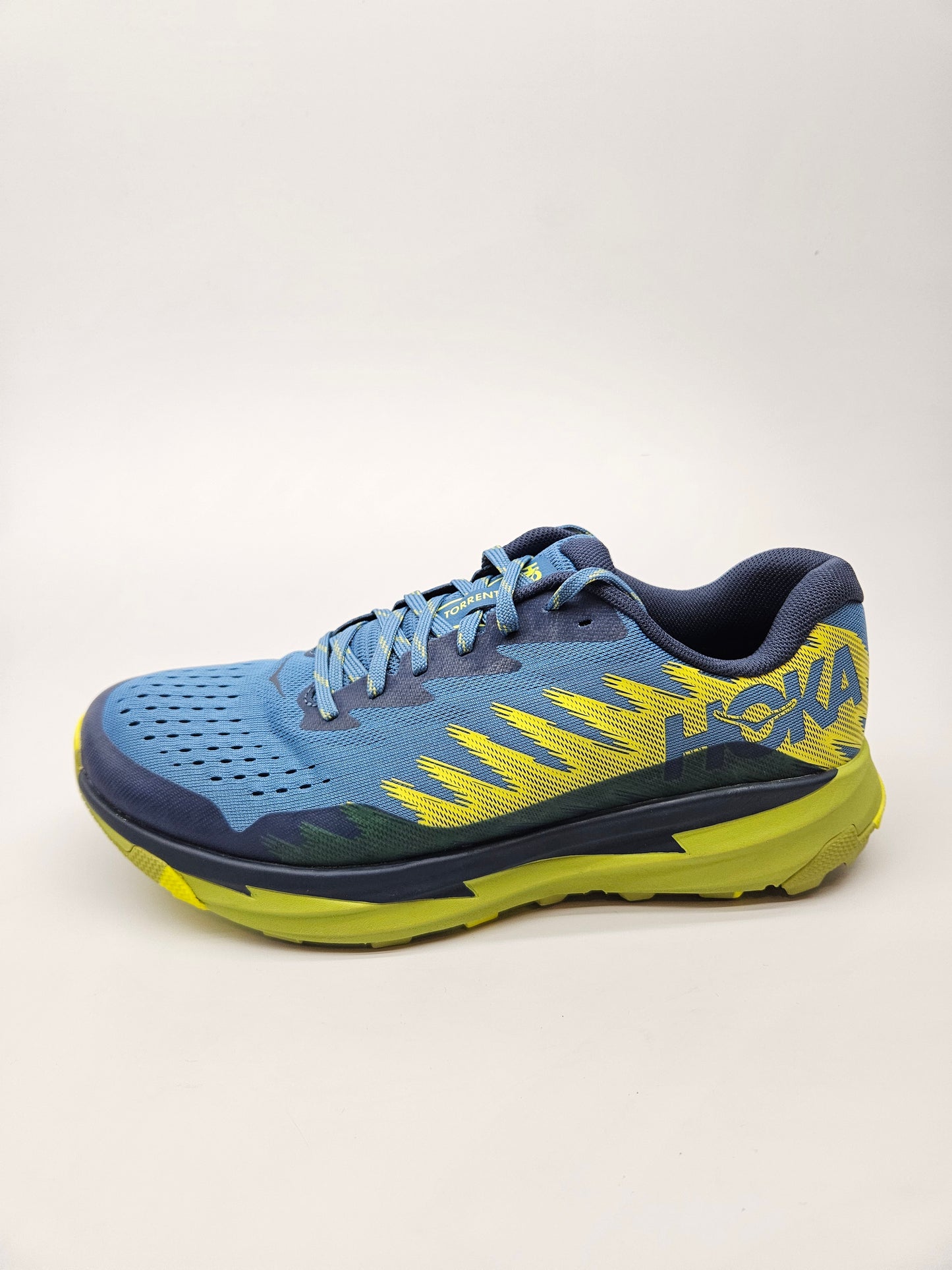 HOKA NOVI ORIGINAL PATIKI BR 42.5