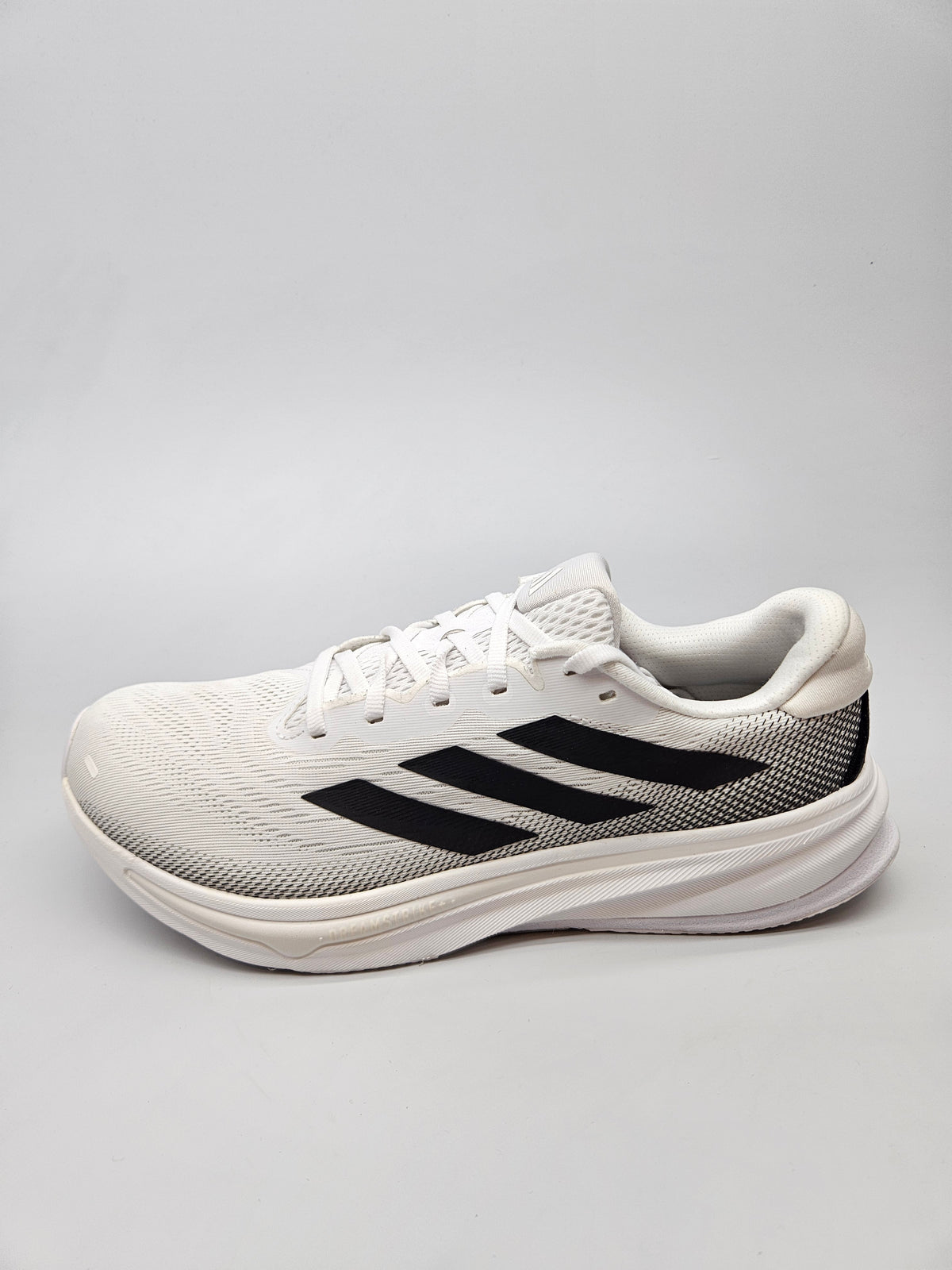 ADIDAS NOVI ORIGINAL PATIKI BR 44