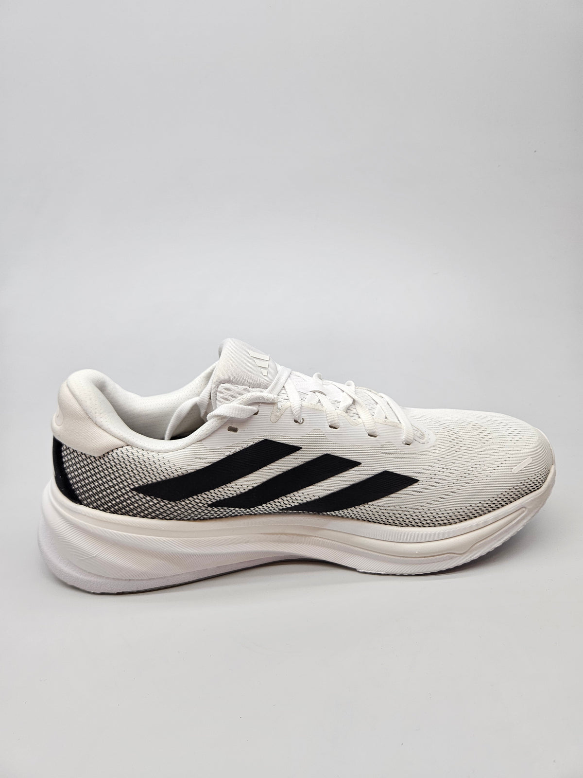 ADIDAS NOVI ORIGINAL PATIKI BR 44