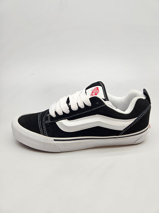 VANS NOVI ORIGINAL PATIKI BR 43