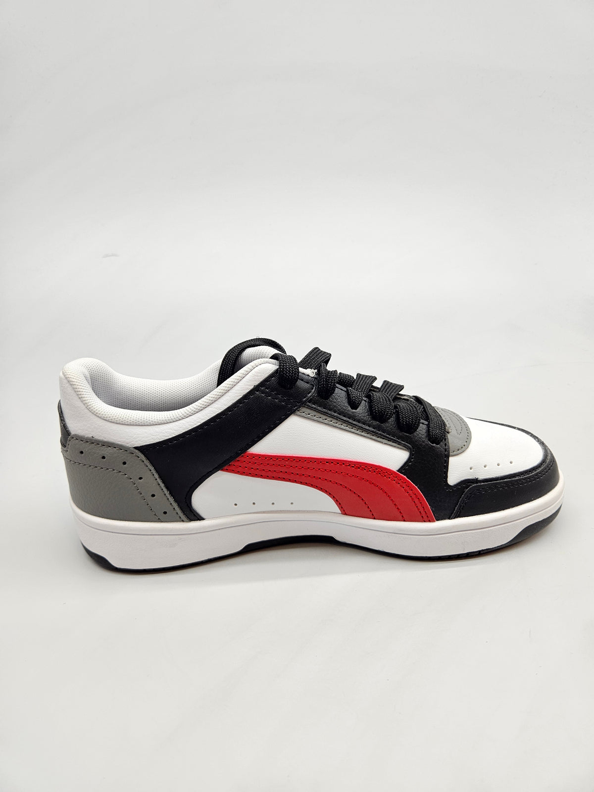 PUMA NOVI ORIGINAL PATIKI BR 39