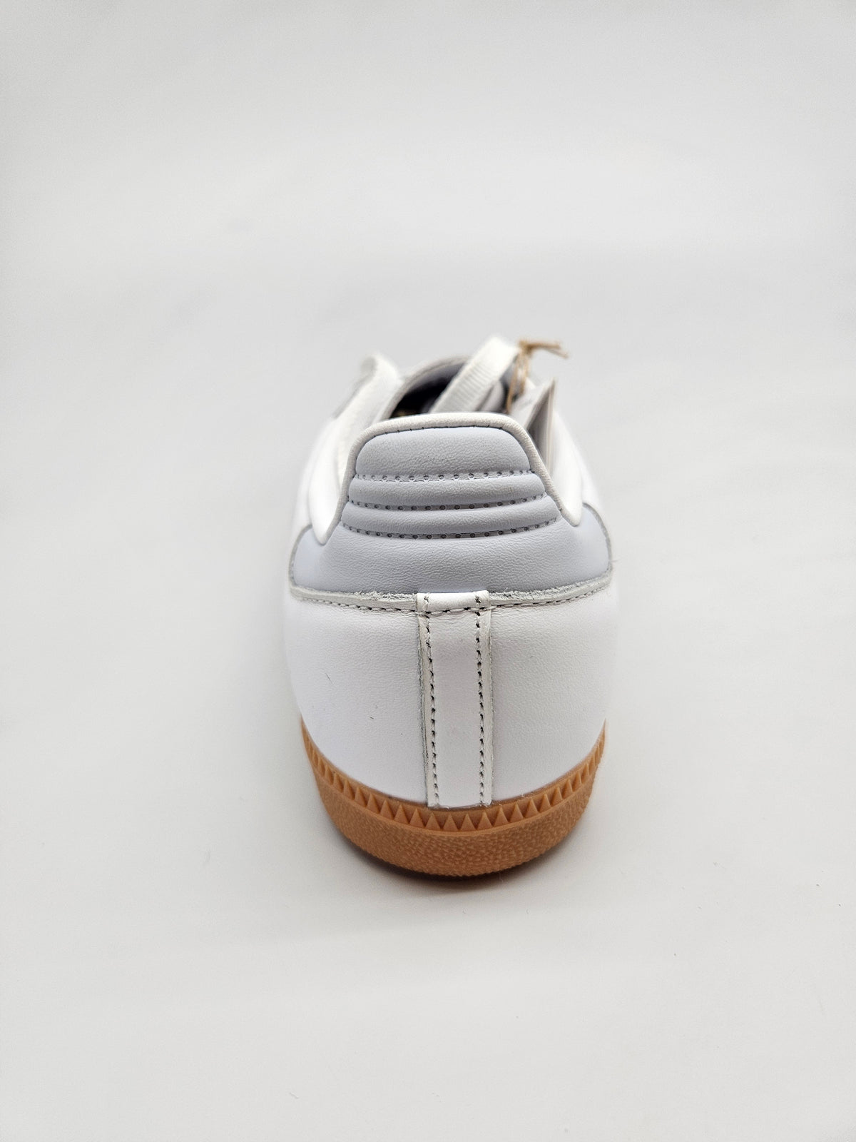 ADIDAS NOVI ORIGINAL PATIKI BR 40.5