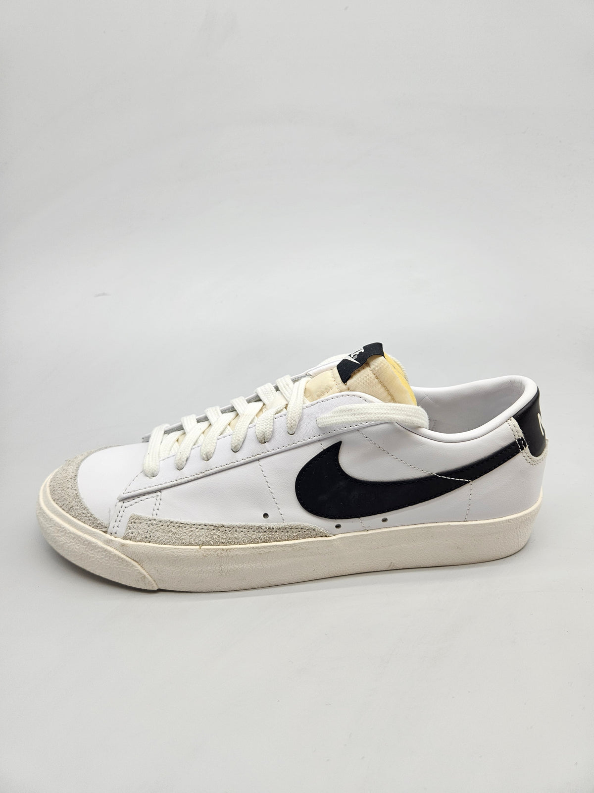 NIKE ORIGINAL NOVI PATIKI BR 43