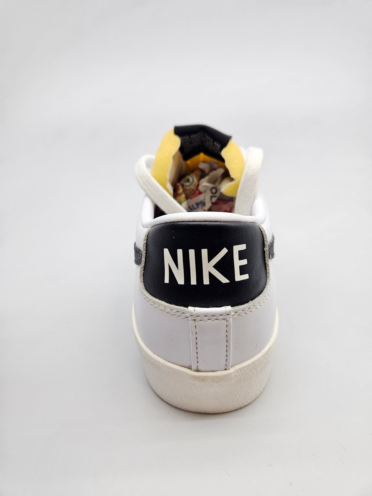 NIKE ORIGINAL NOVI PATIKI BR 43