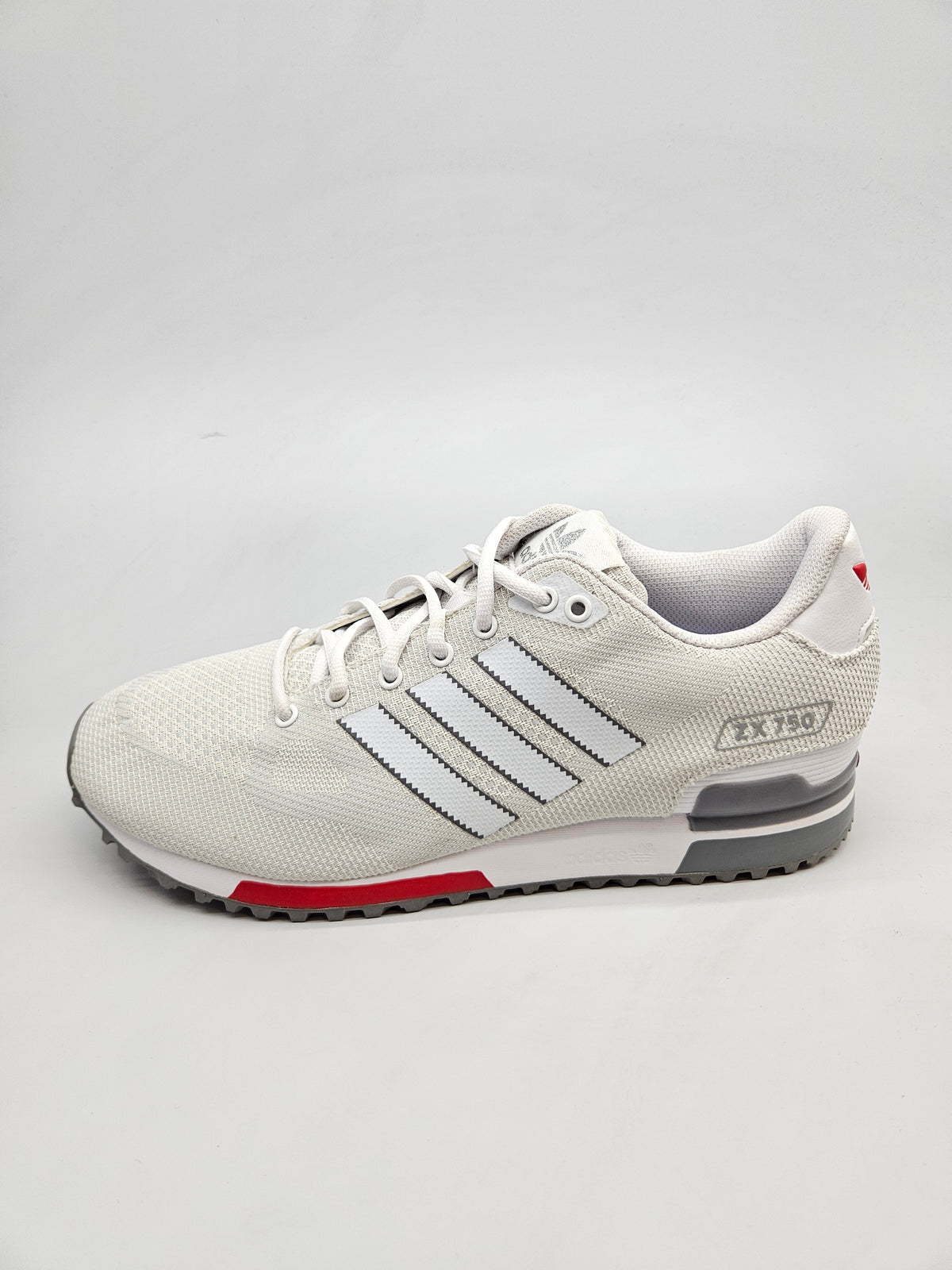 ADIDAS NOVI ORIGINAL PATIKI BR 44.5