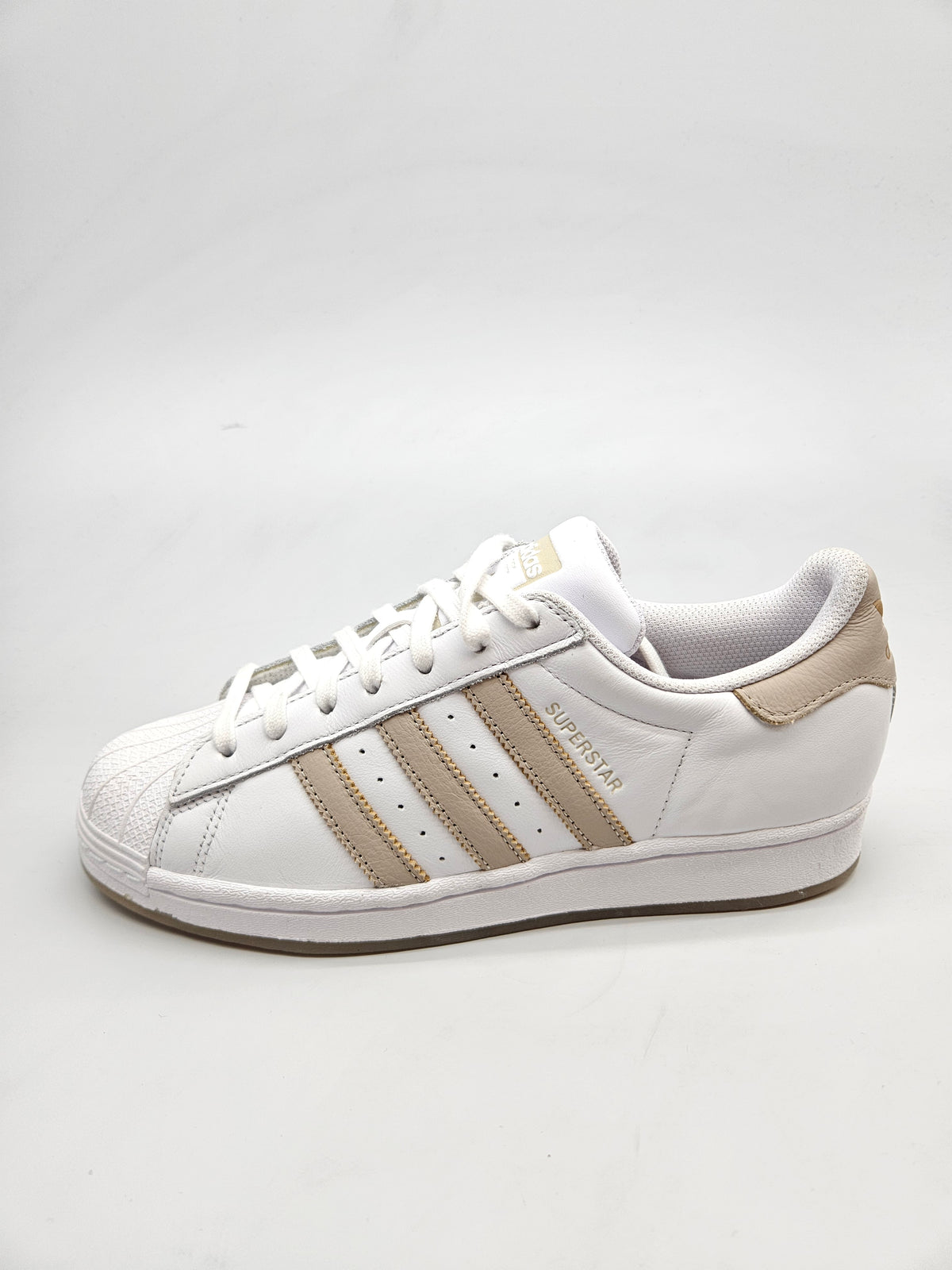 ADIDAS ORIGINAL NOVI PATIKI BR 40