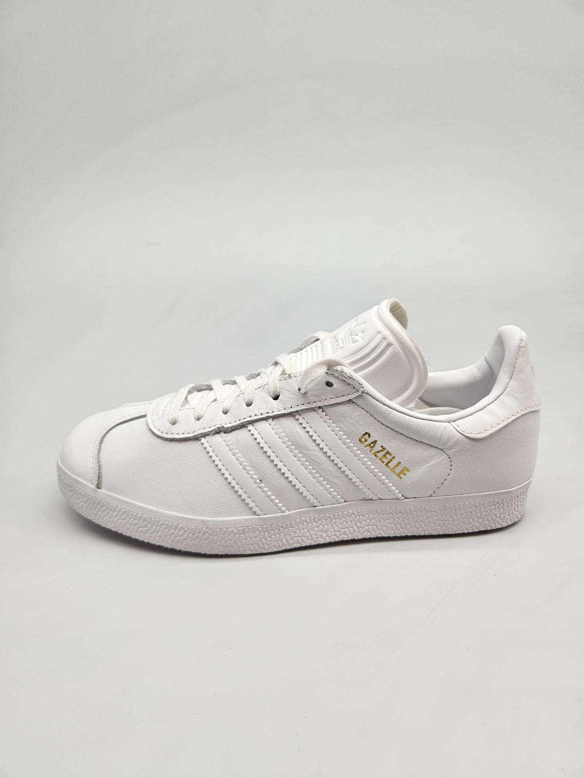 ADIDAS NOVI ORIGINAL PATIKI BR 38