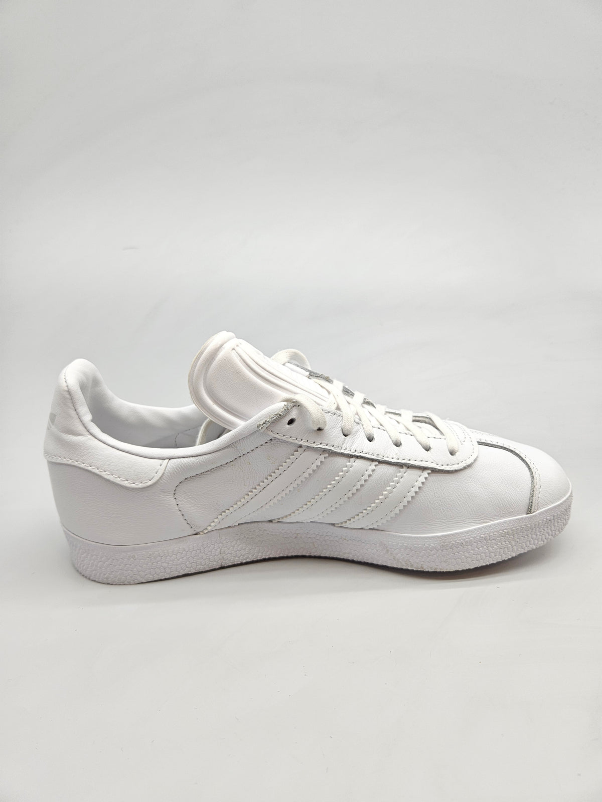 ADIDAS NOVI ORIGINAL PATIKI BR 38