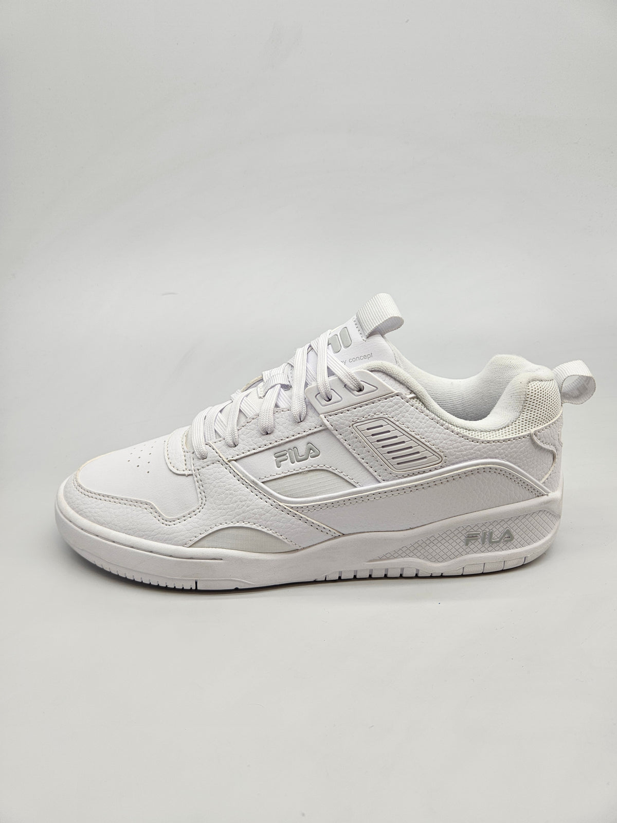FILA NOVI ORIGINAL PATIKI BR 43