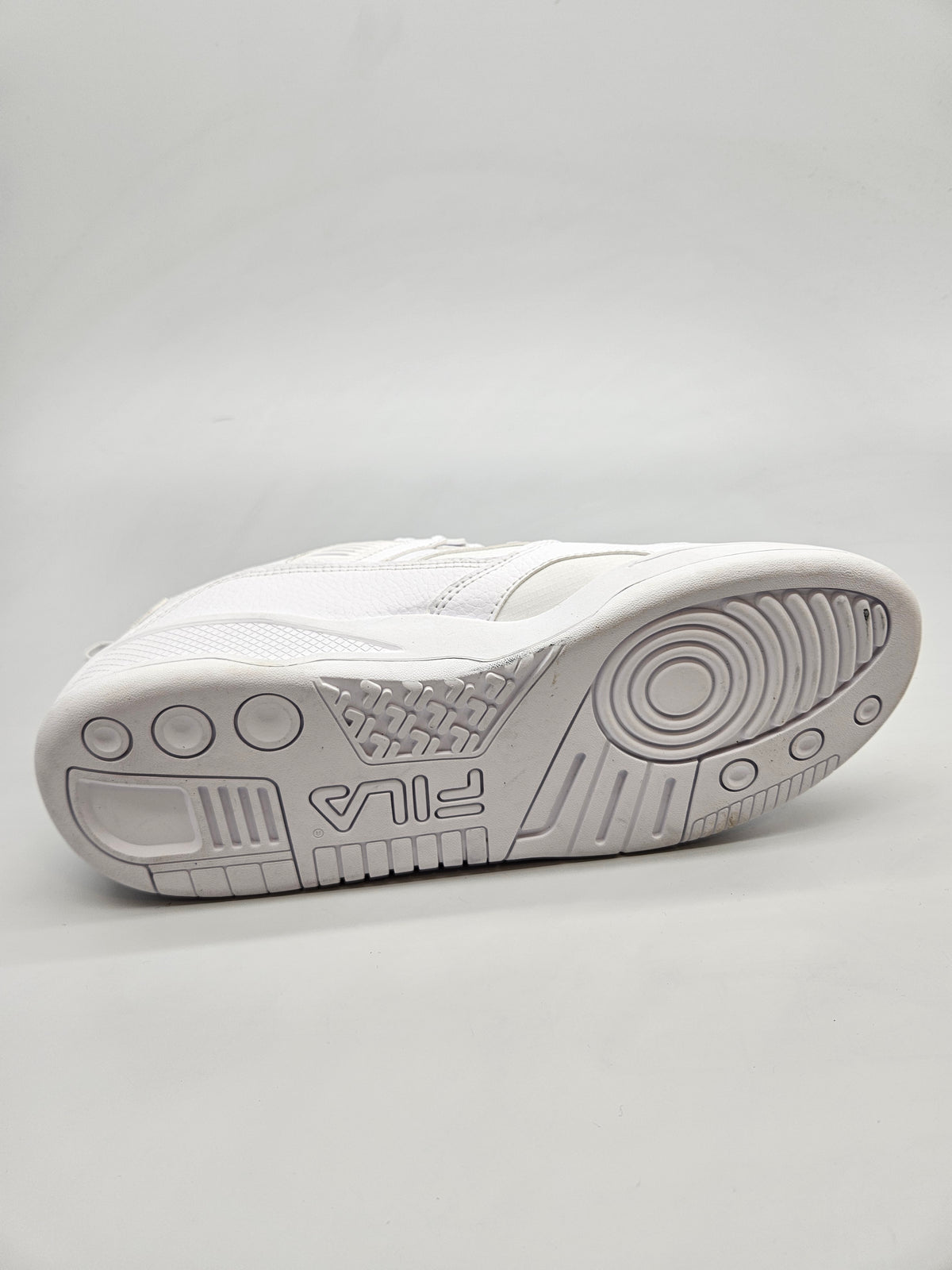 FILA NOVI ORIGINAL PATIKI BR 43