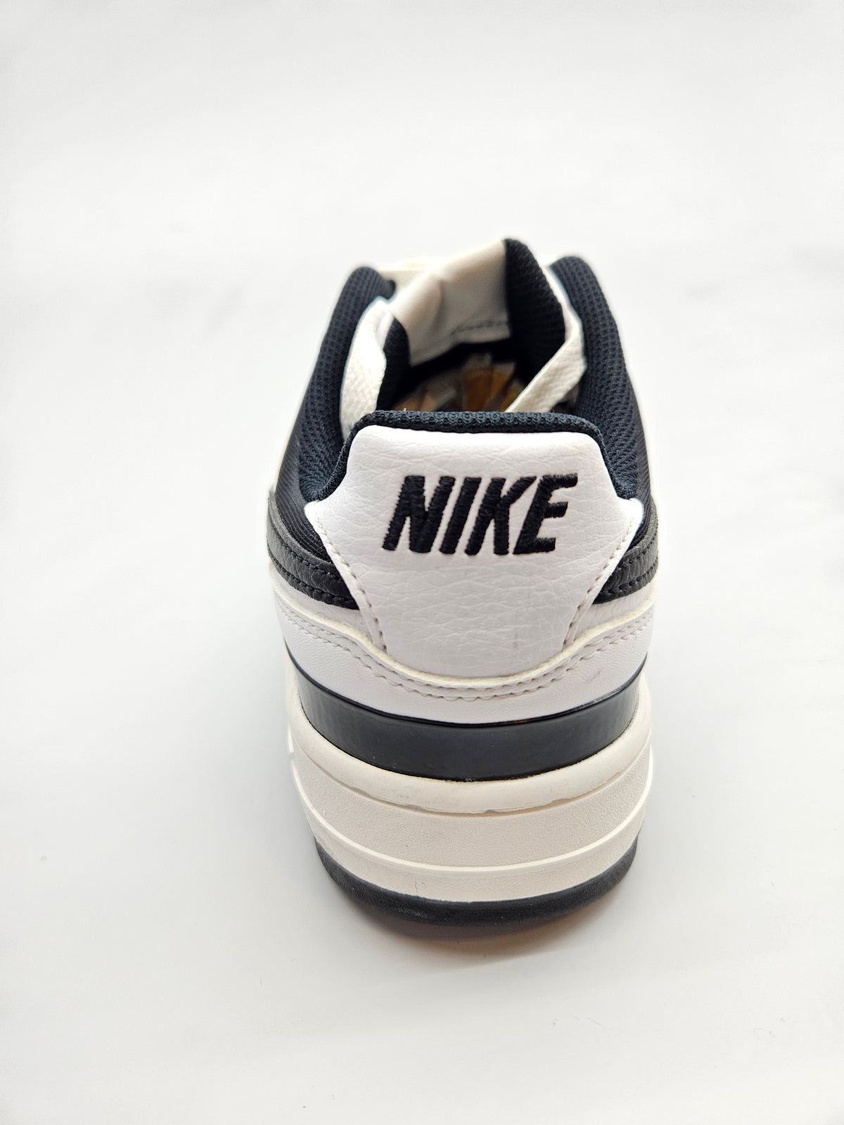 NIKE NOVI ORIGINAL PATIKI BR 42