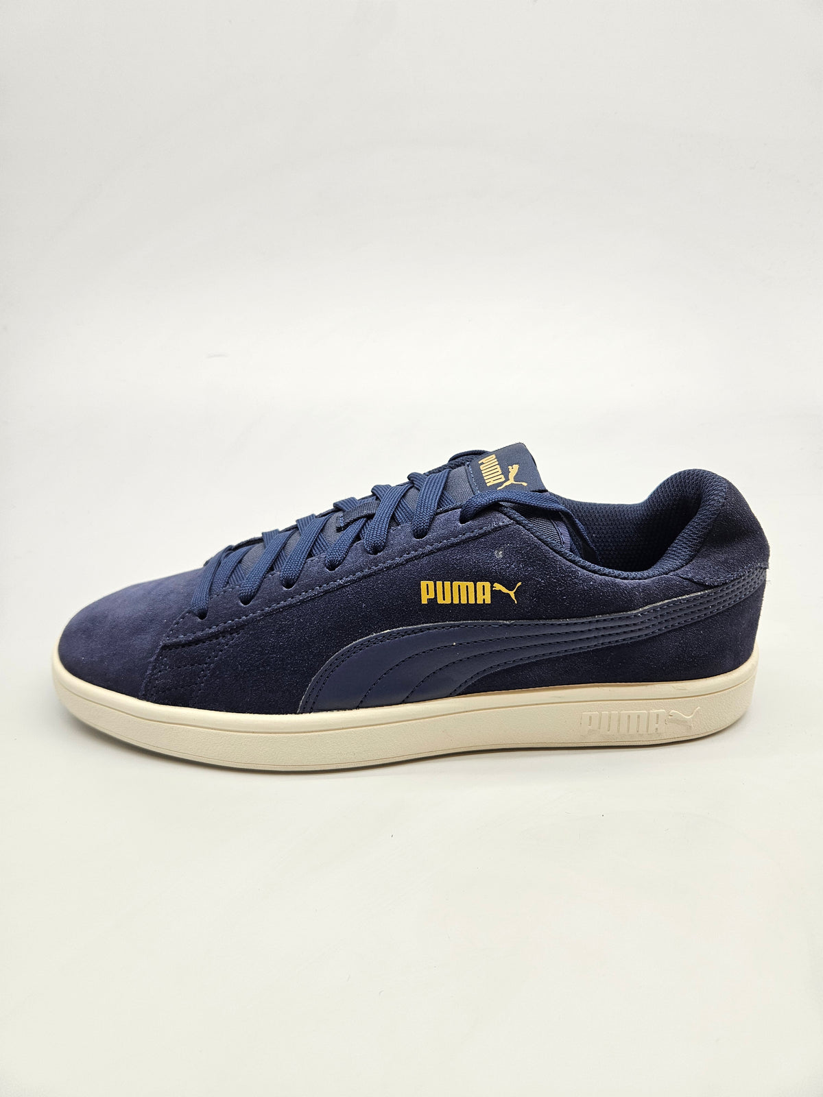 PUMA NOVI ORIGINAL PATIKI BR 44