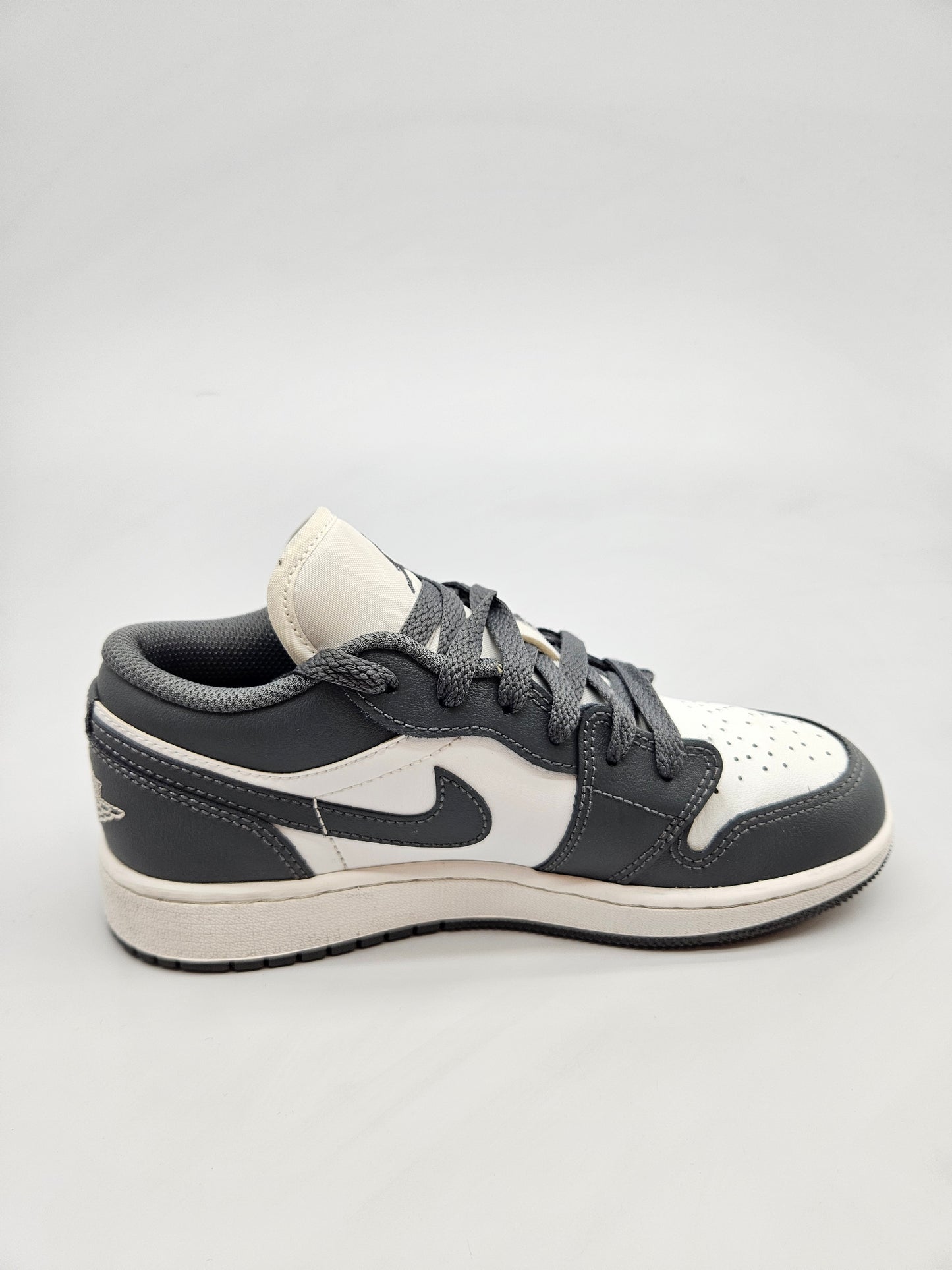 NIKE JORDAN ORIGINAL PATIKI BR 36
