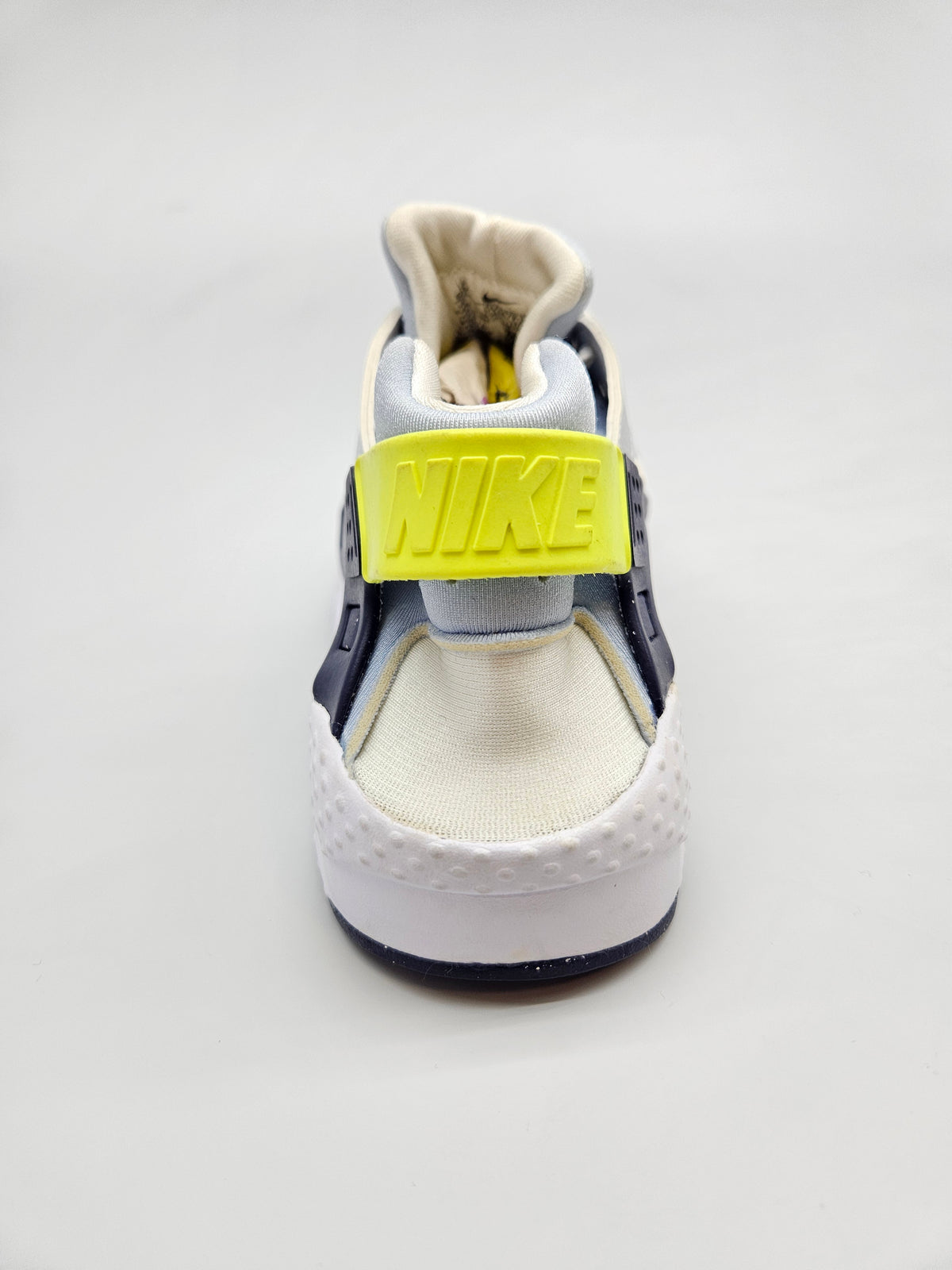 NIKE NOVI ORIGINAL PATIKI BR 39