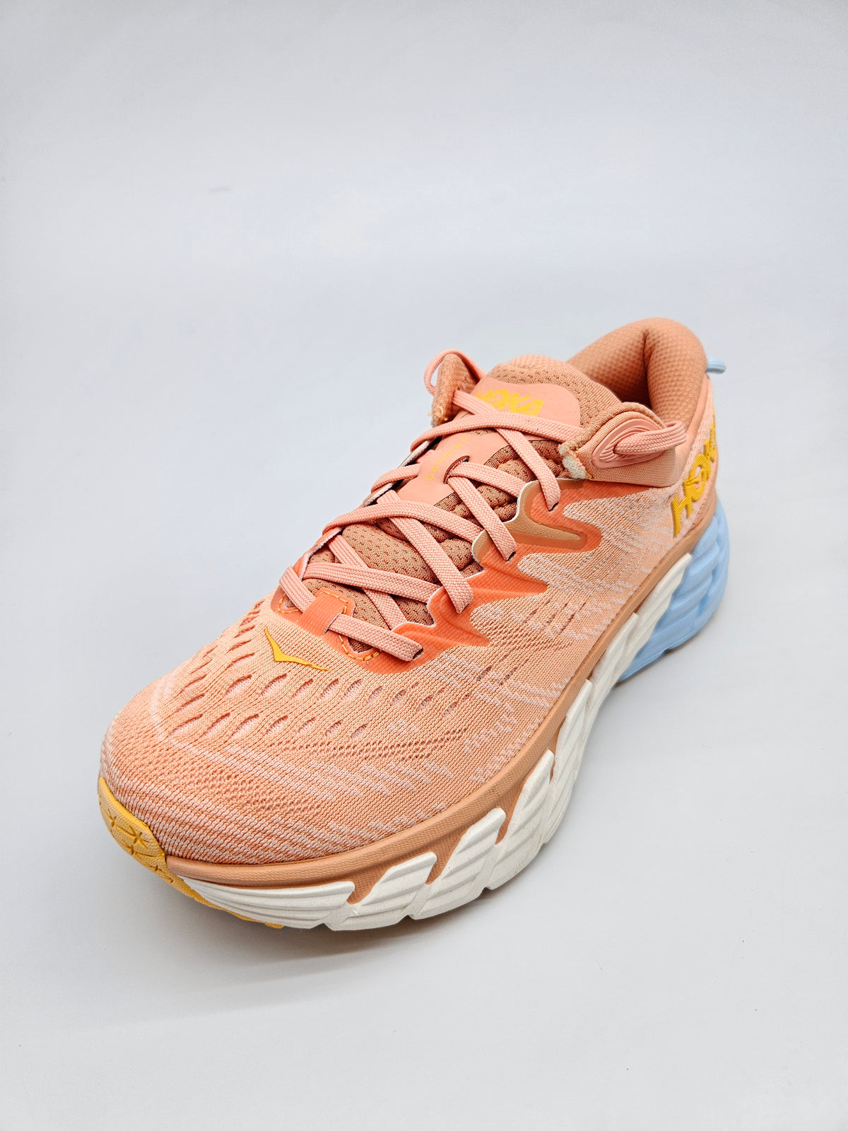 HOKA NOVI ORIGINAL PATIKI BR 38.5