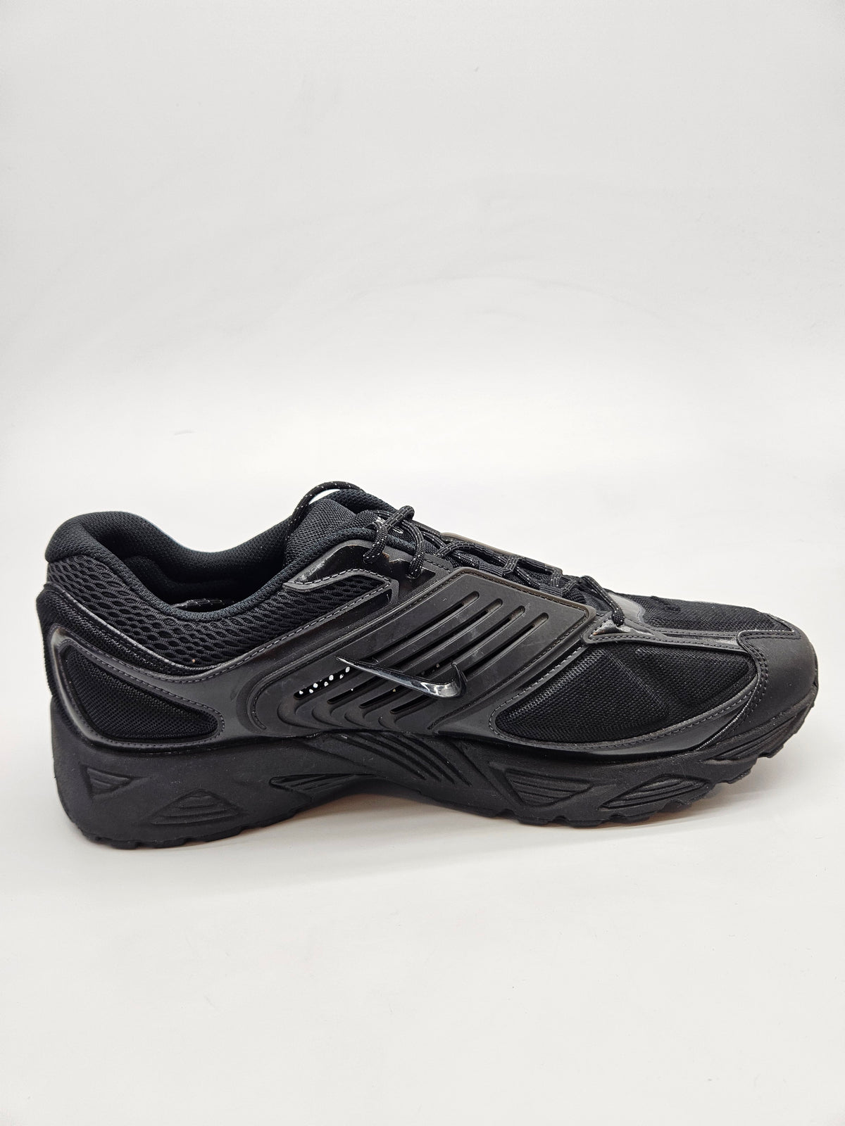 NIKE NOVI ORIGINAL PATIKI BR 49.5