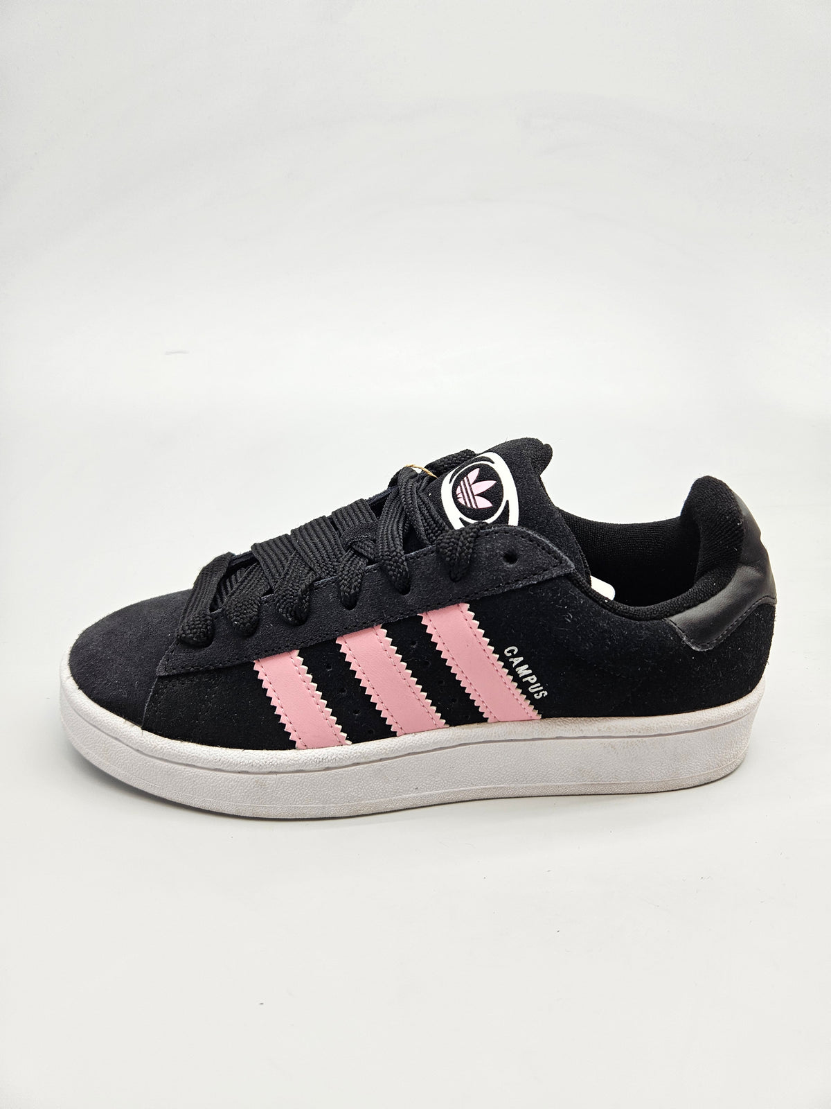 ADIDAS NOVI ORIGINAL PATIKI BR 38