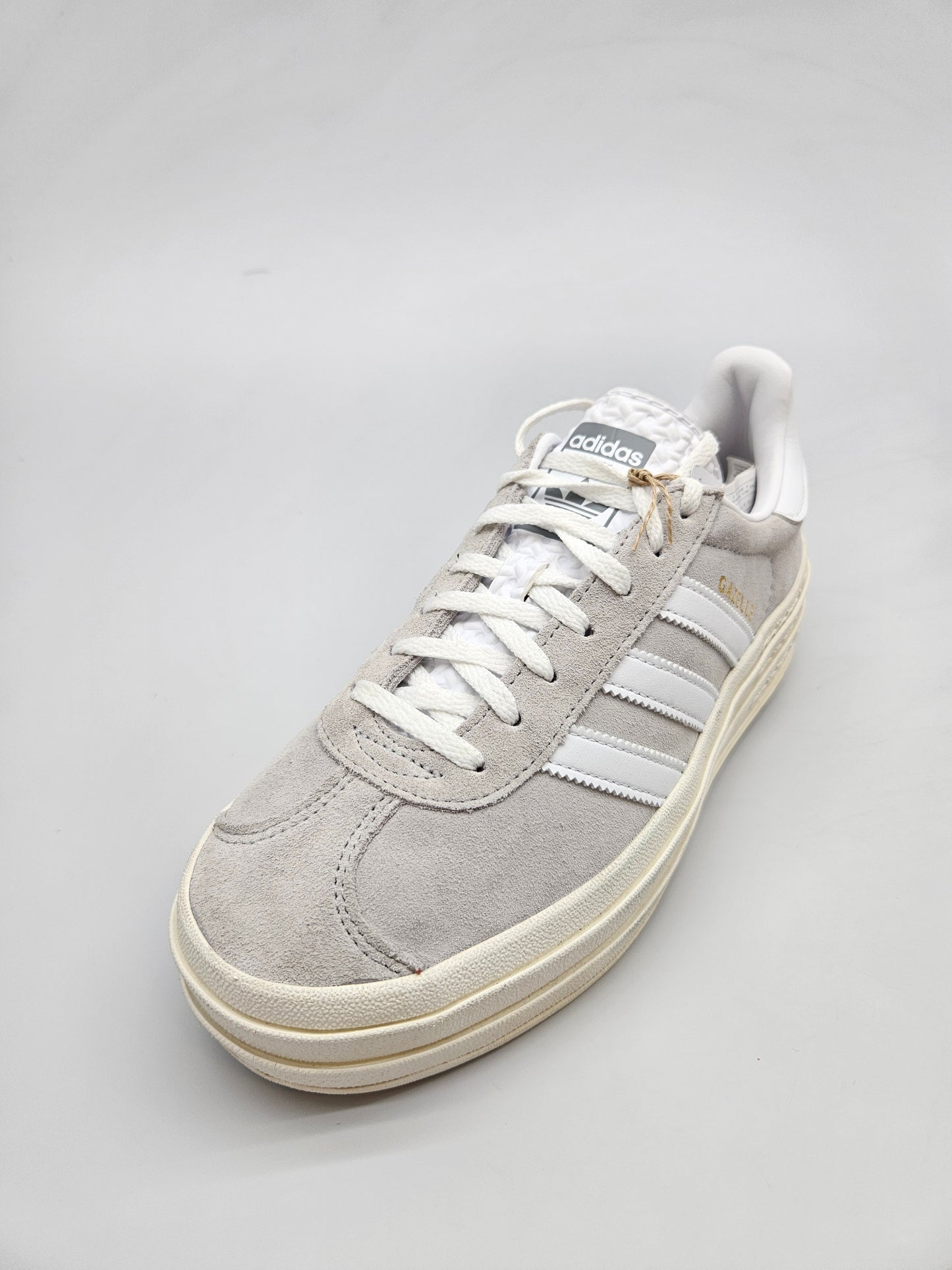 ADIDAS NOVI ORIGINAL PATIKI BR 40
